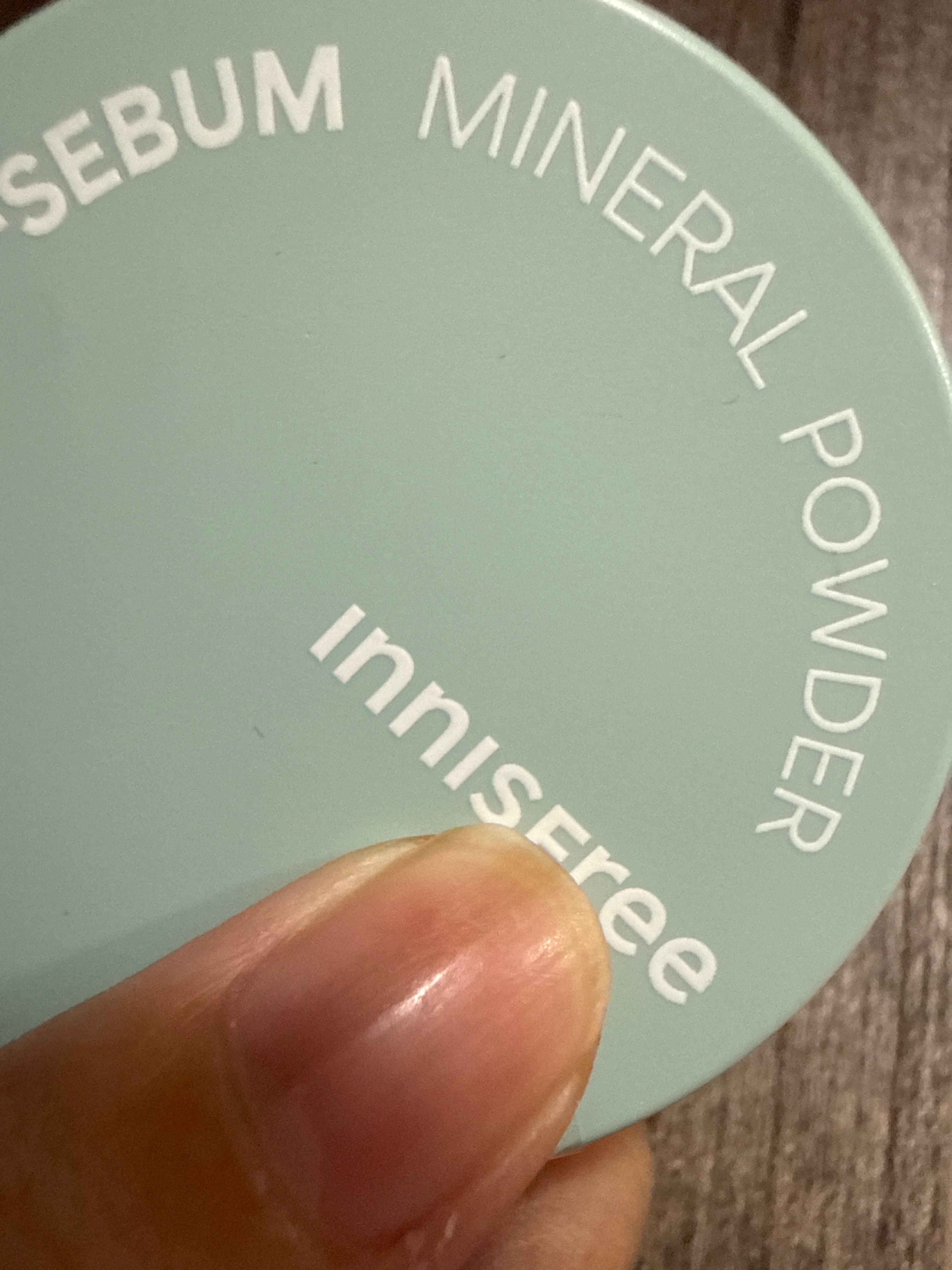 Innisfree 控油礦物質散粉 真實評價/實測照片 byKwo***uen 1