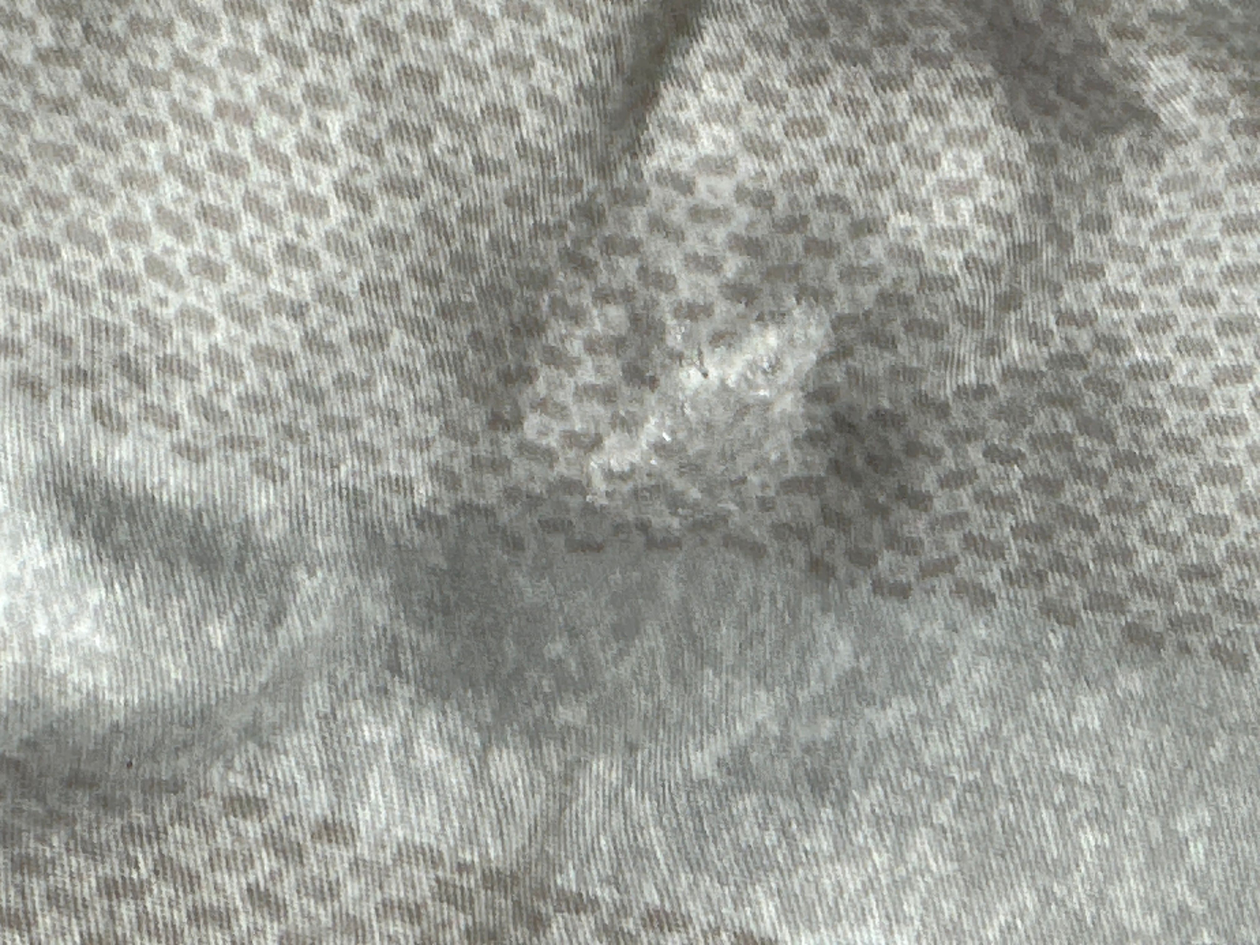 Laundrin 衣物淨化噴霧 (經典花香) 真實評價/用後感 bysmi********************com 3 Laundrin 衣物淨化噴霧 (經典花香) 真實評價/實測照片 bysmi********************com 3