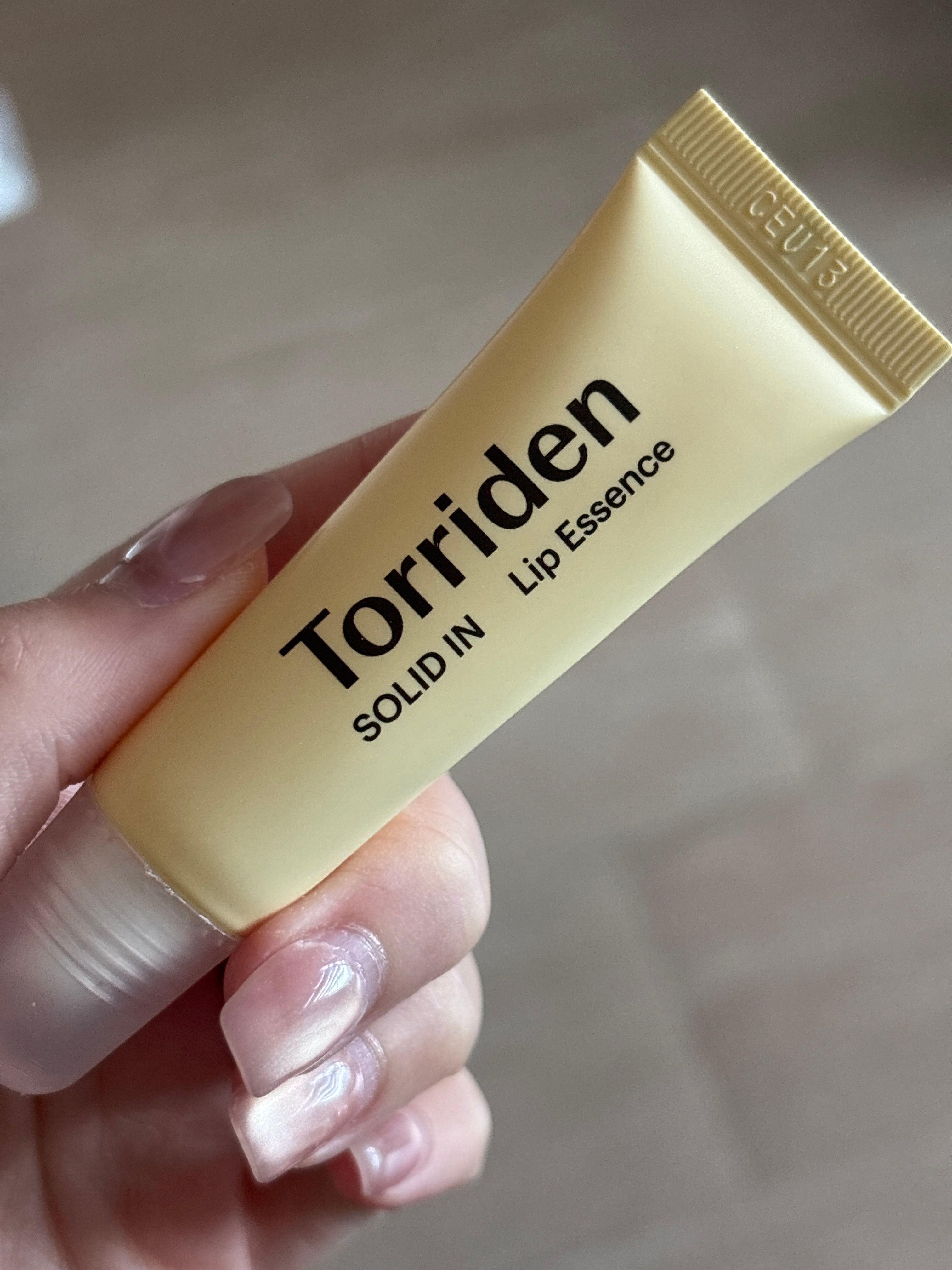 Torriden 神經醯胺純素唇部精華 真實評價/實測照片 bykah*************com 1