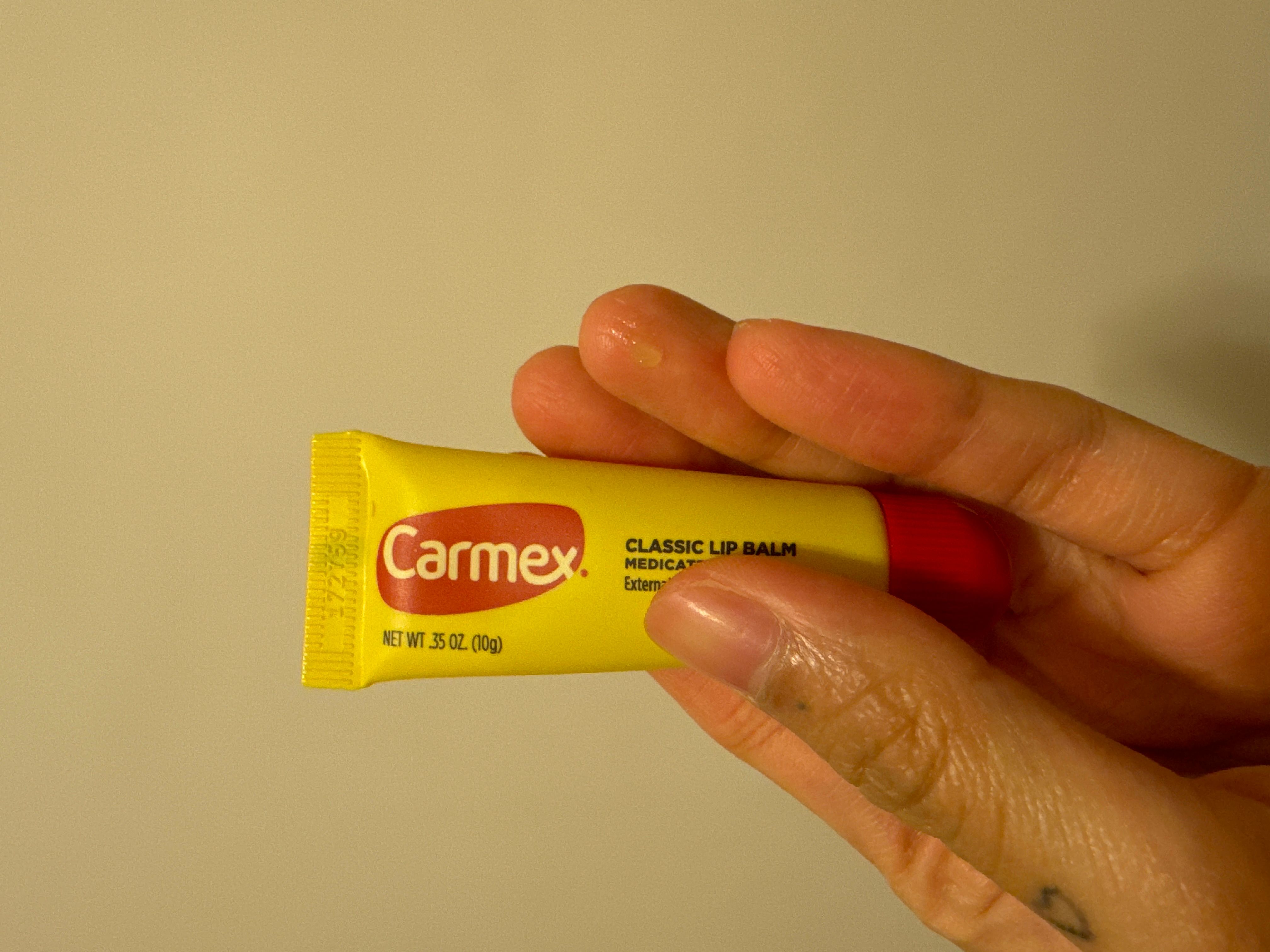 Carmex 小蜜提 修護潤唇膏 (軟管裝) 真實評價/用後感 byamy*************com 1 Carmex 小蜜提 修護潤唇膏 (軟管裝) 真實評價/實測照片 byamy*************com 1