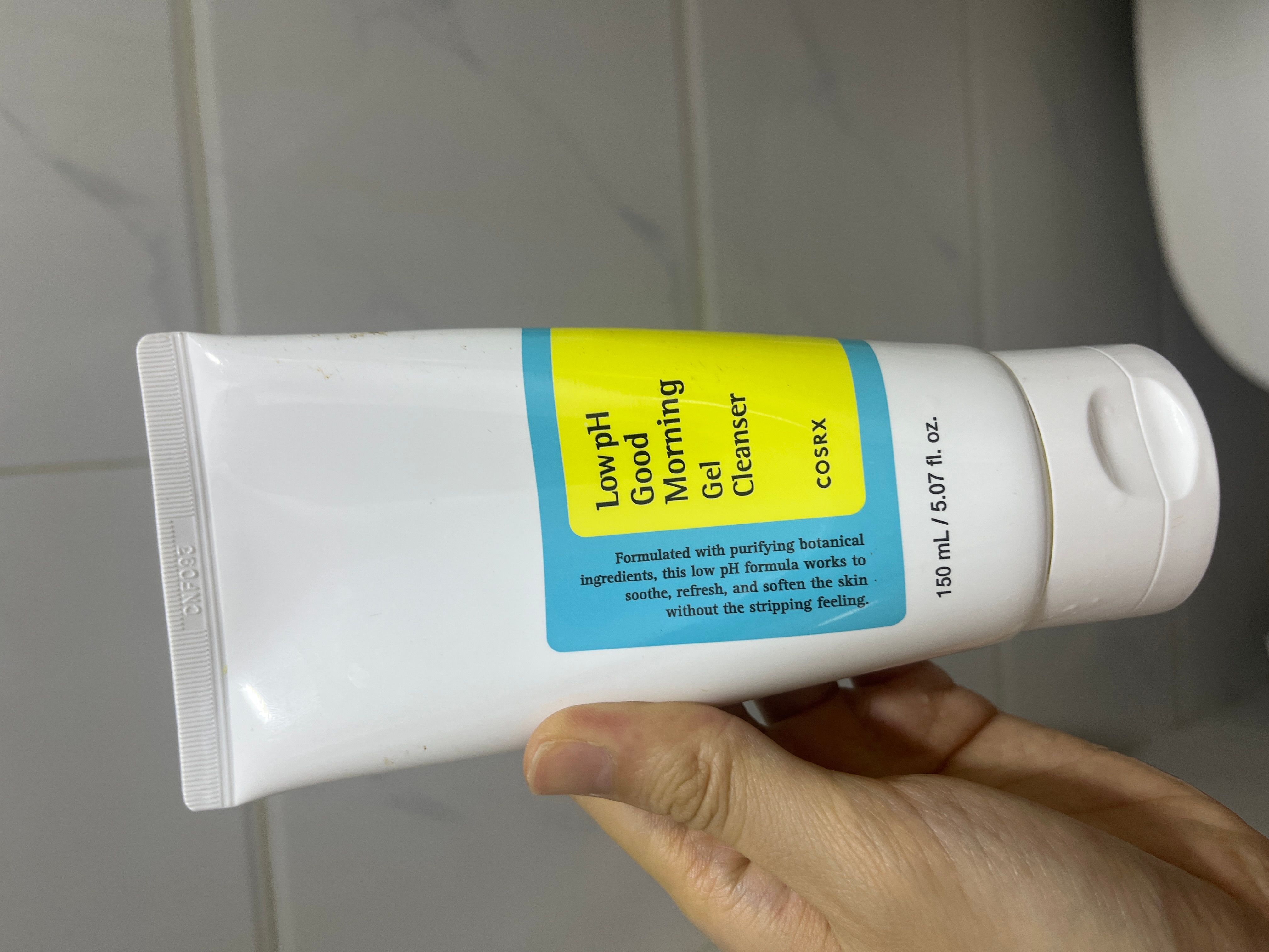 Cosrx 弱酸性早安潔面啫喱 真實評價/實測照片 byloy************com 1