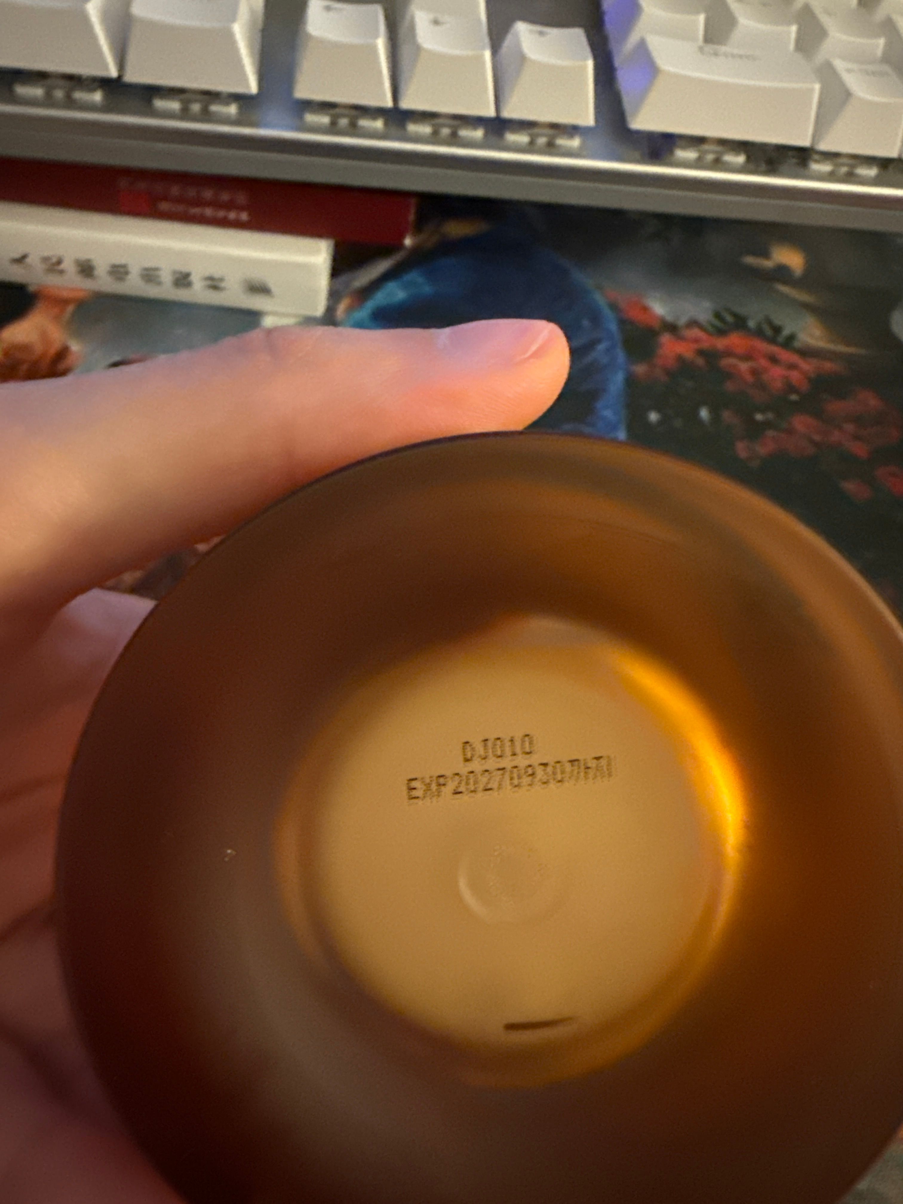  小熨斗緊緻頸紋殺手頸霜 真實評價/實測照片 byCyn******han 1