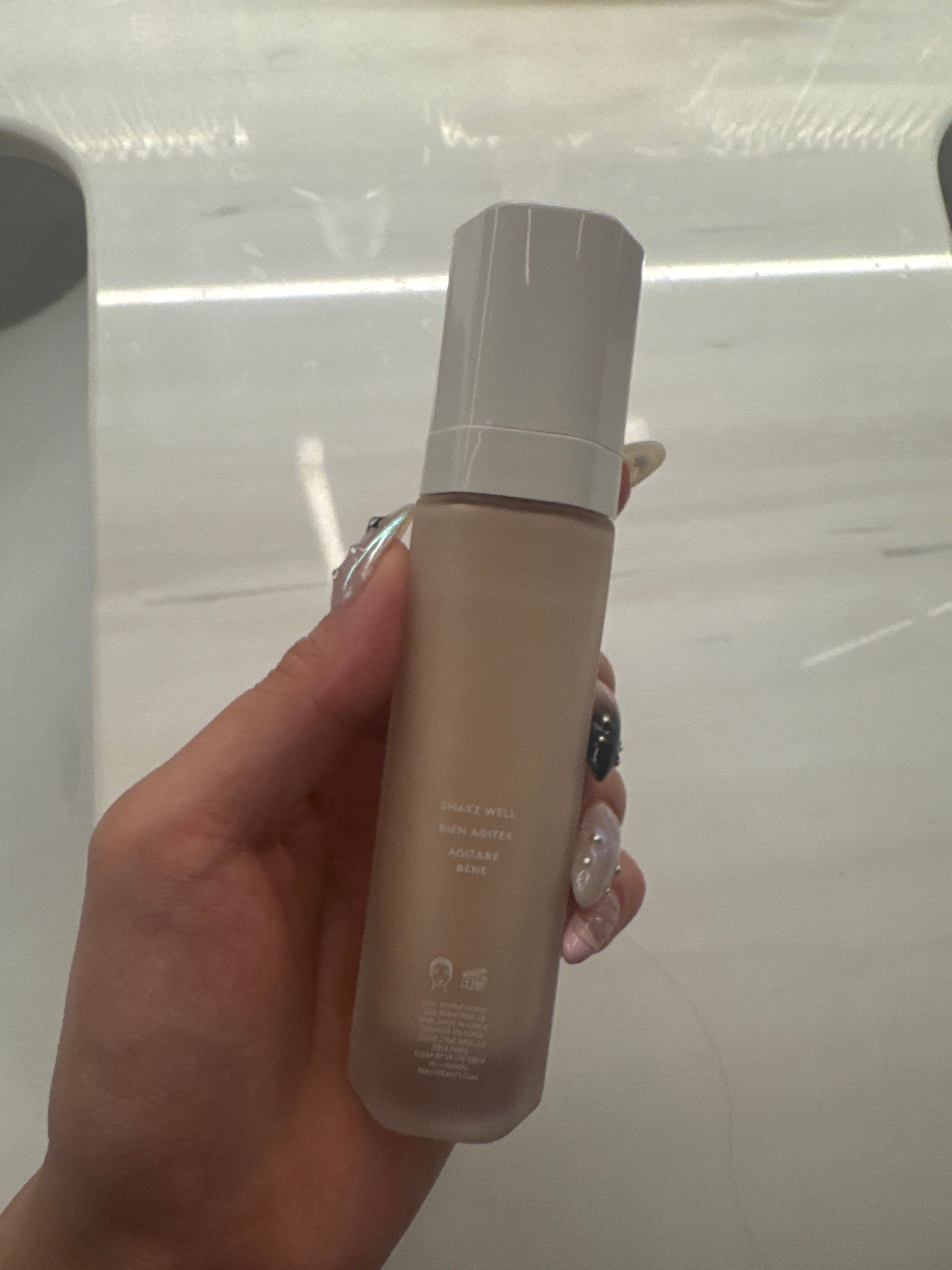 Fenty Beauty 濾鏡大師柔光美肌粉底液 真實評價/實測照片 byt* 1