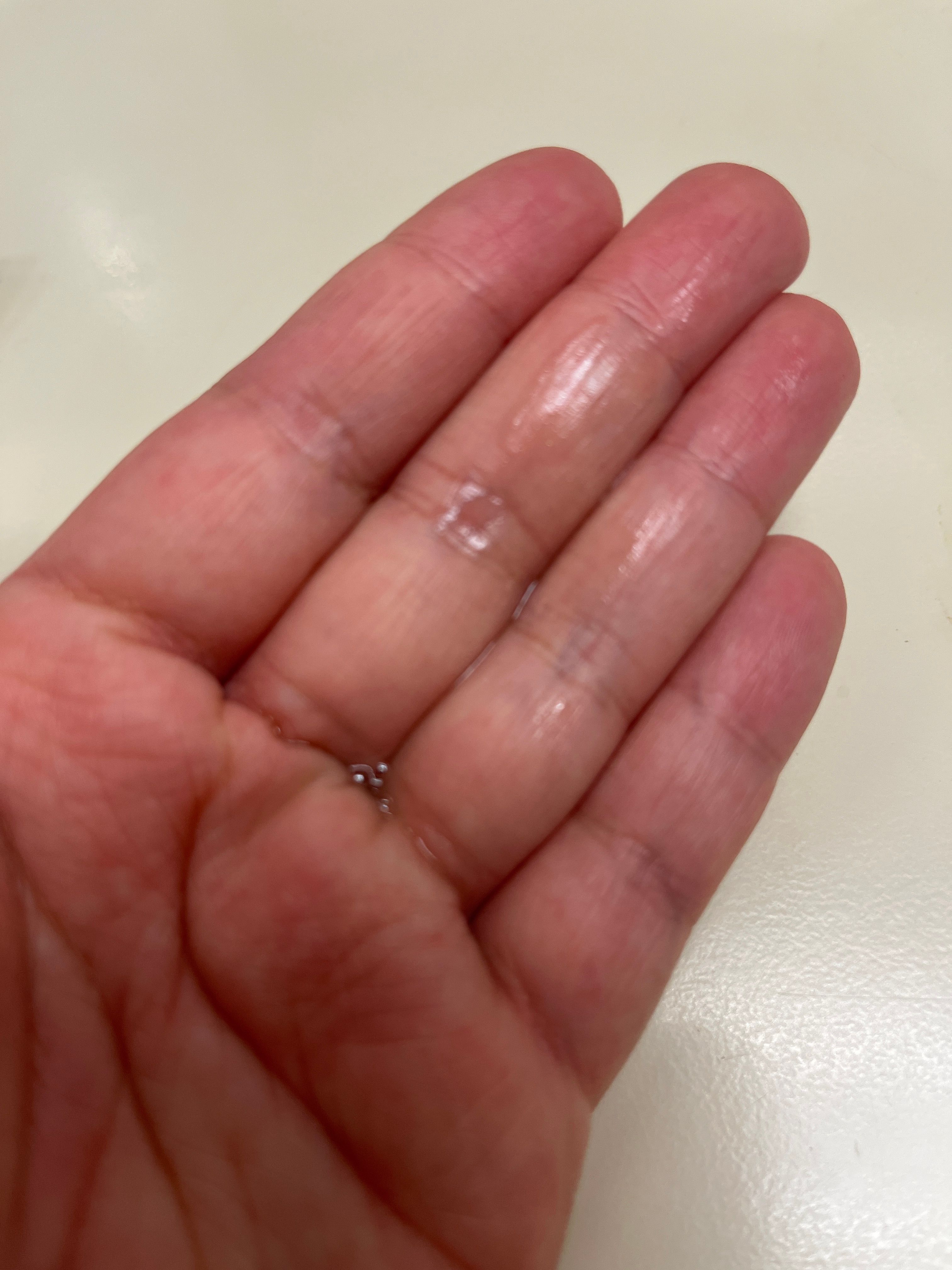 Guerlain 水凝黑蜂活肌蜜 真實評價/實測照片 byQIN****ING 1