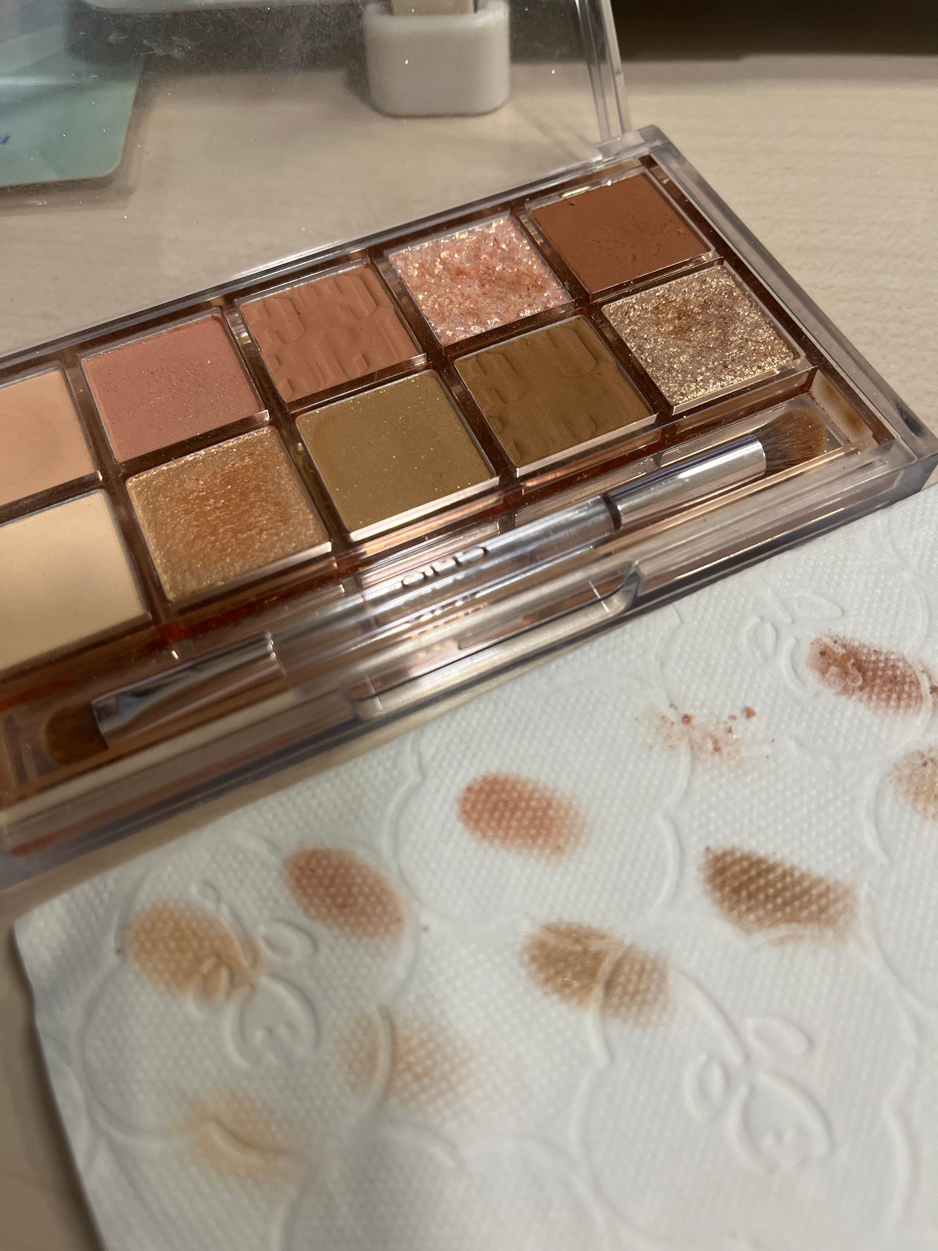 Clio 珂莉奧 10色眼影組合 真實評價/實測照片 by姚*雯 1