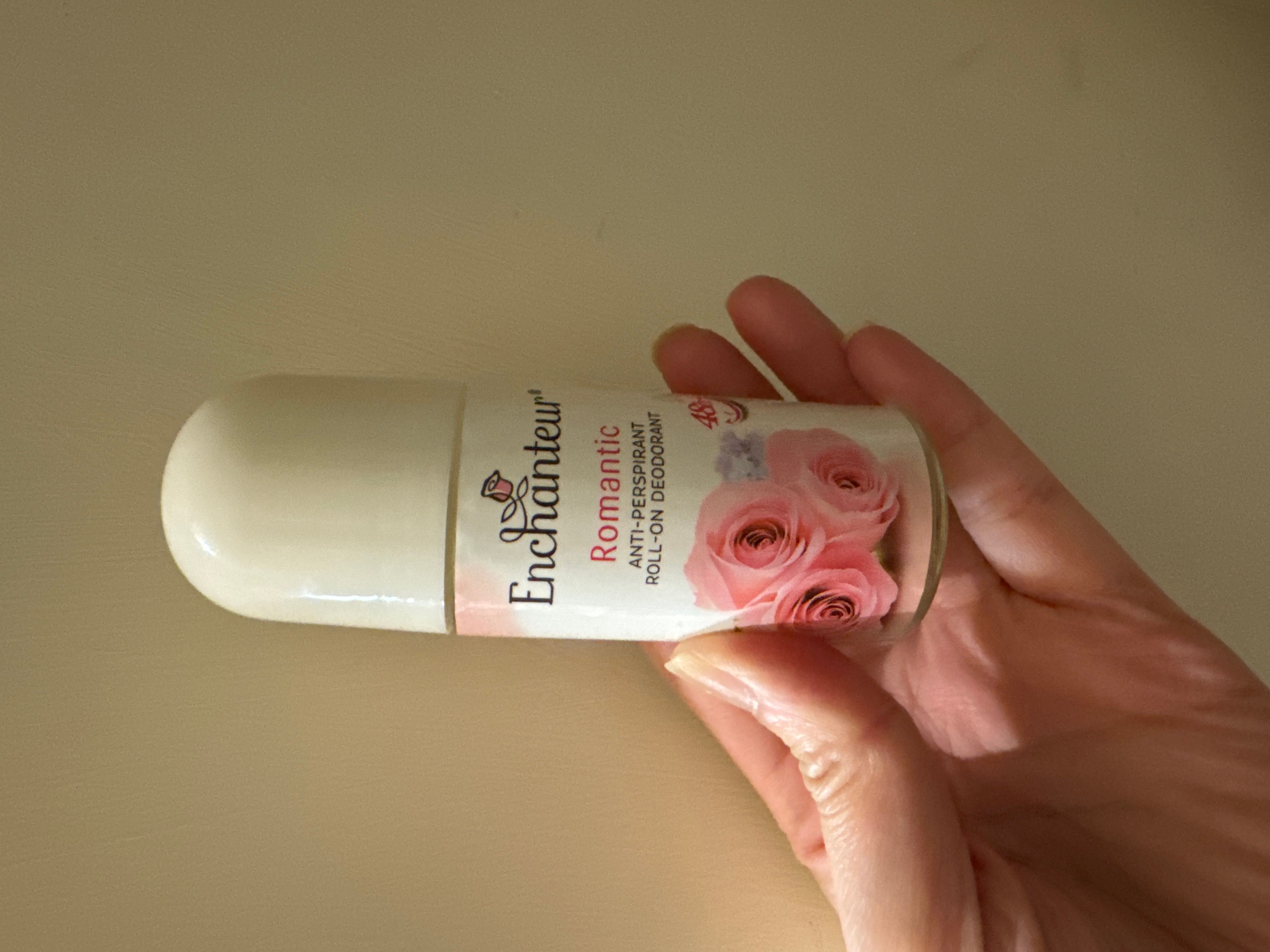 Enchanteur 艾詩 花香止汗香體走珠露 真實評價/實測照片 byn* 1