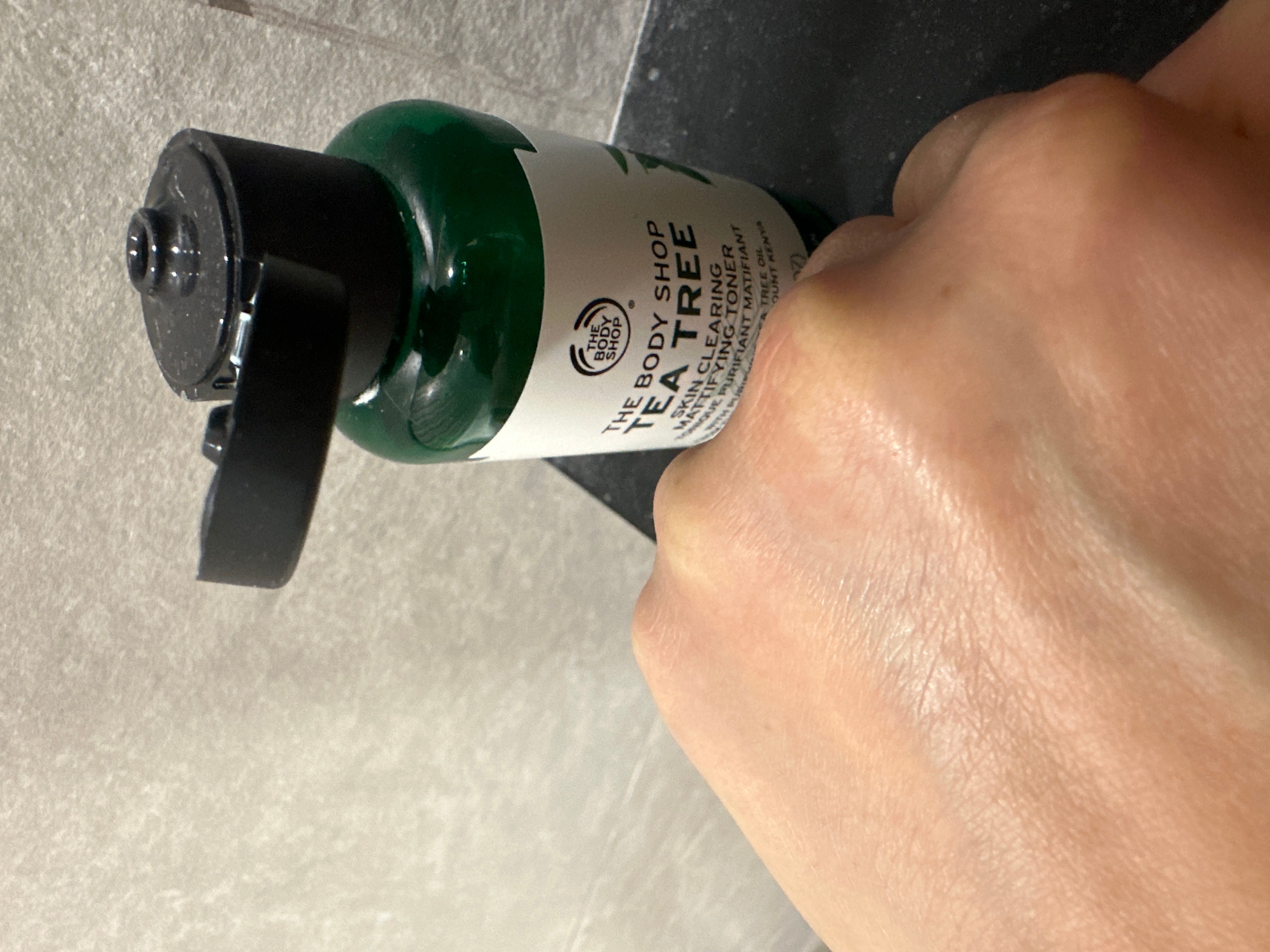 The Body Shop 茶樹潔面爽膚水 真實評價/實測照片 bydap**************com 1