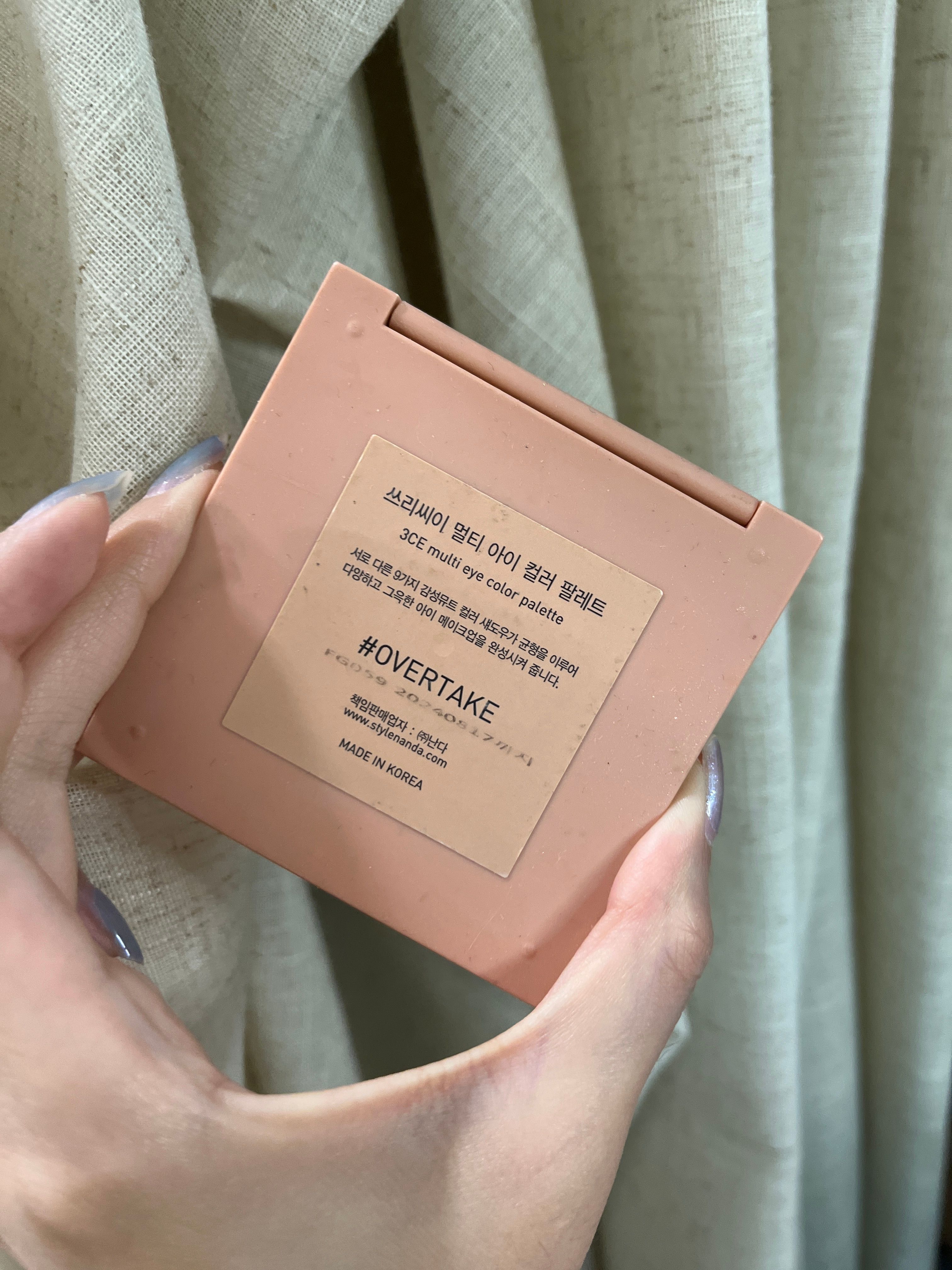 3CE 最強9色閃粉眼影 真實評價/用後感 by姚*雯 2 3CE 最強9色閃粉眼影 真實評價/實測照片 by姚*雯 2