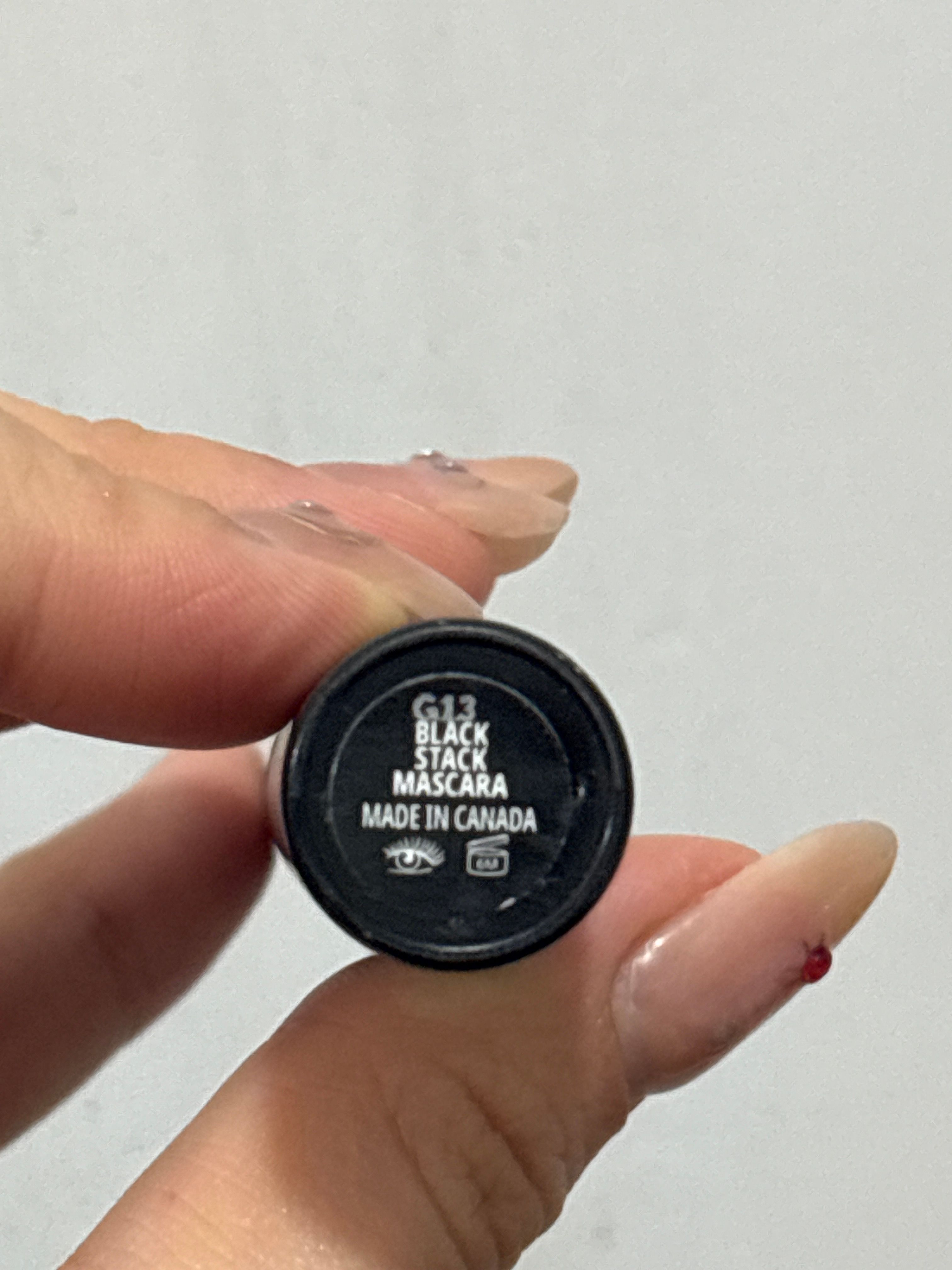 MAC Cosmetics 防水假睫毛睫毛膏 真實評價/用後感 byzoe*************************com 1 MAC Cosmetics 防水假睫毛睫毛膏 真實評價/實測照片 byzoe*************************com 1