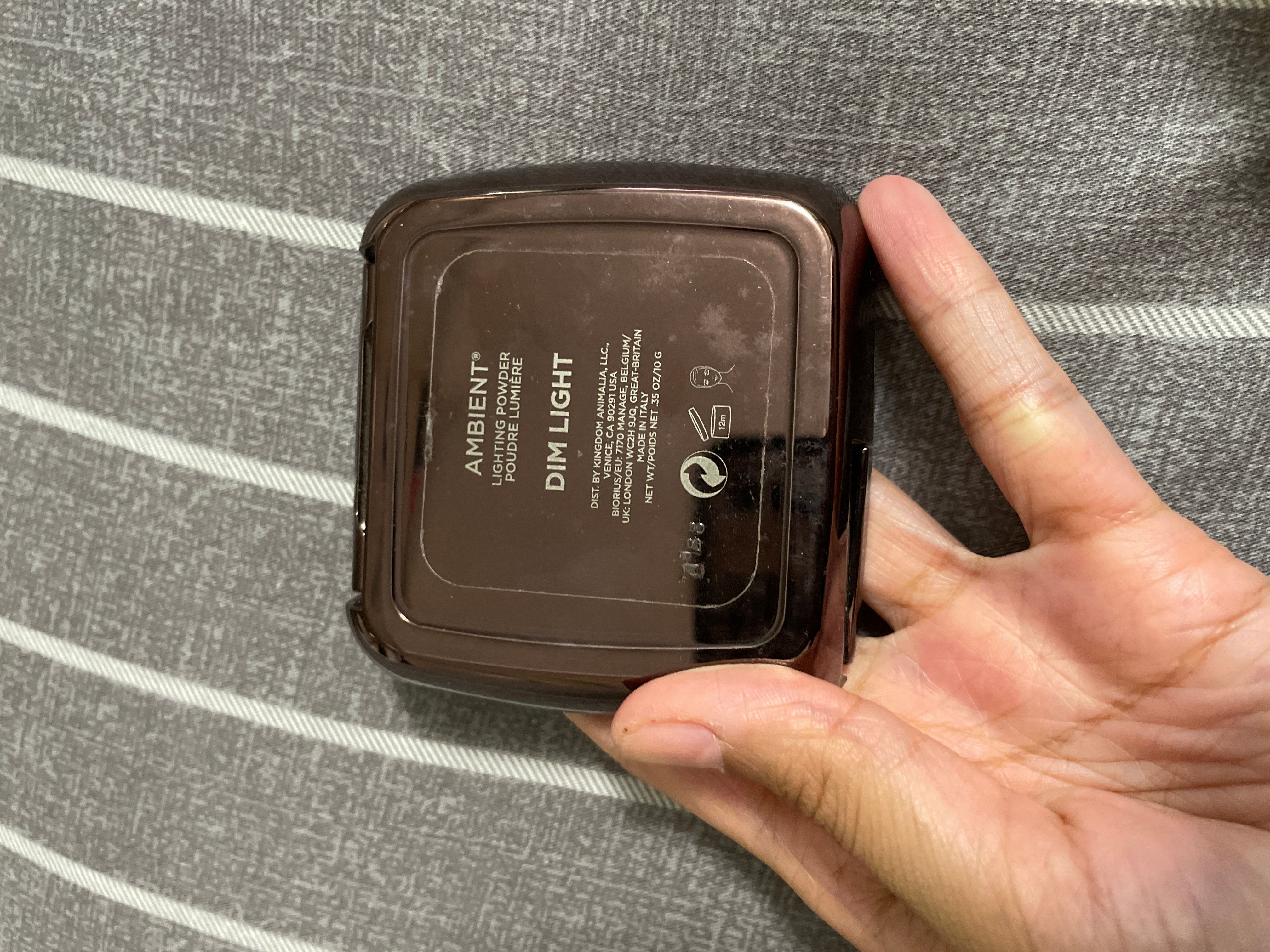 HOURGLASS 高光提亮粉餅 Ambient Strobe Lighting Powder 真實評價/用後感 bytsa*******************com 1 HOURGLASS 高光提亮粉餅 Ambient Strobe Lighting Powder 真實評價/實測照片 bytsa*******************com 1