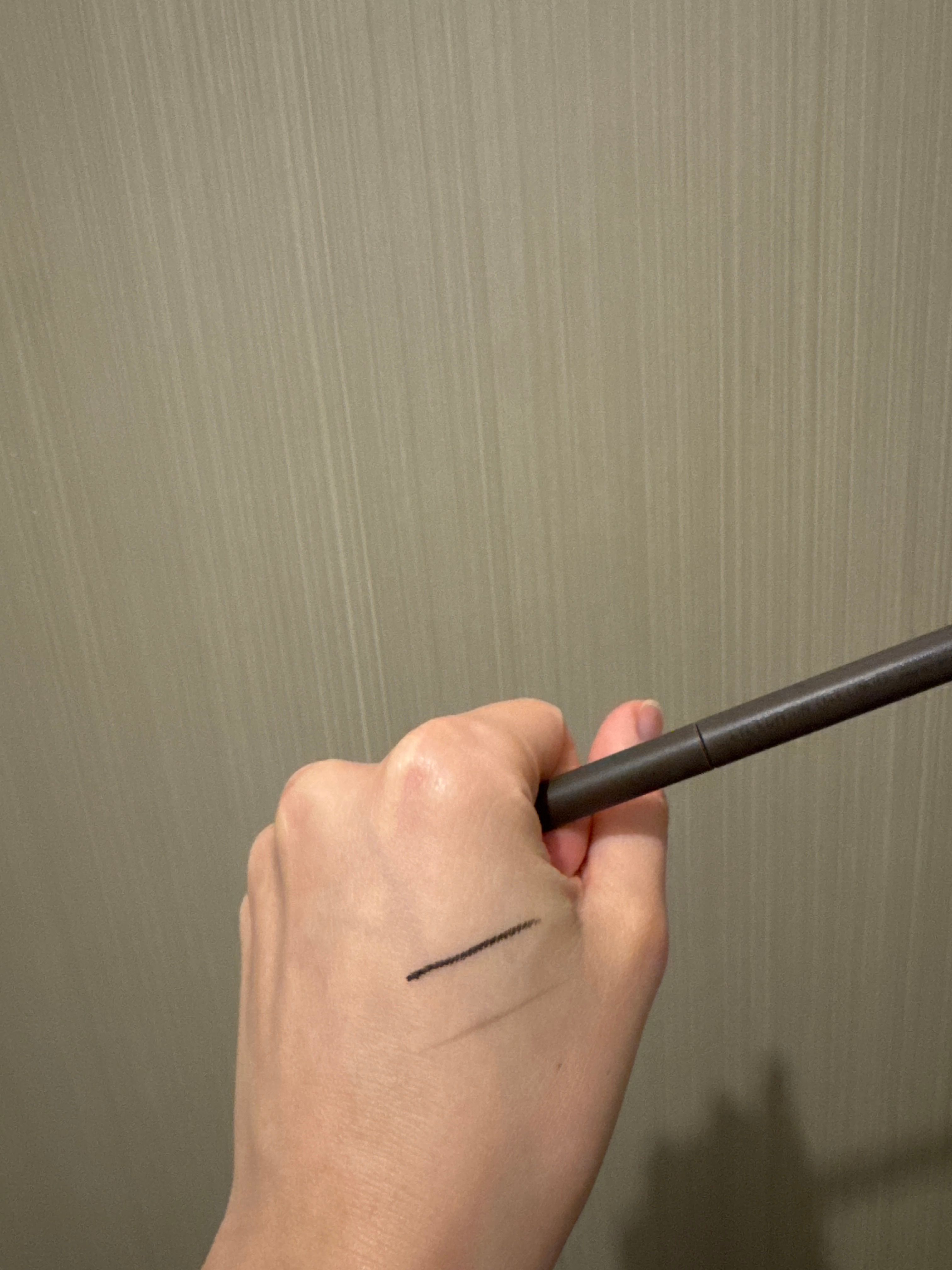 Ettusais 柔滑眼線膠筆 Eye Edition (Gel Liner) 真實評價/實測照片 bysan*********************.hk 1