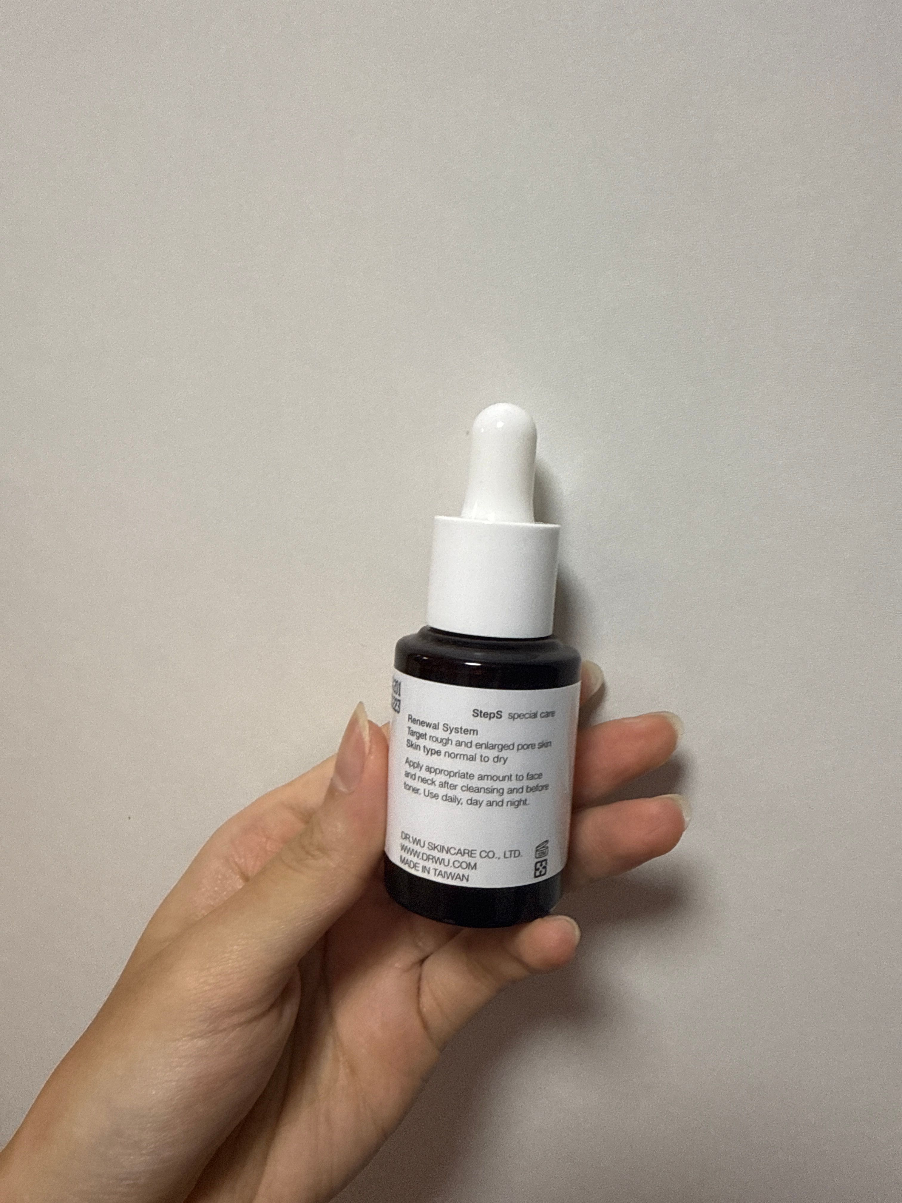 DR.WU 杏仁酸溫和煥膚精華8% 真實評價/實測照片 by細* 2