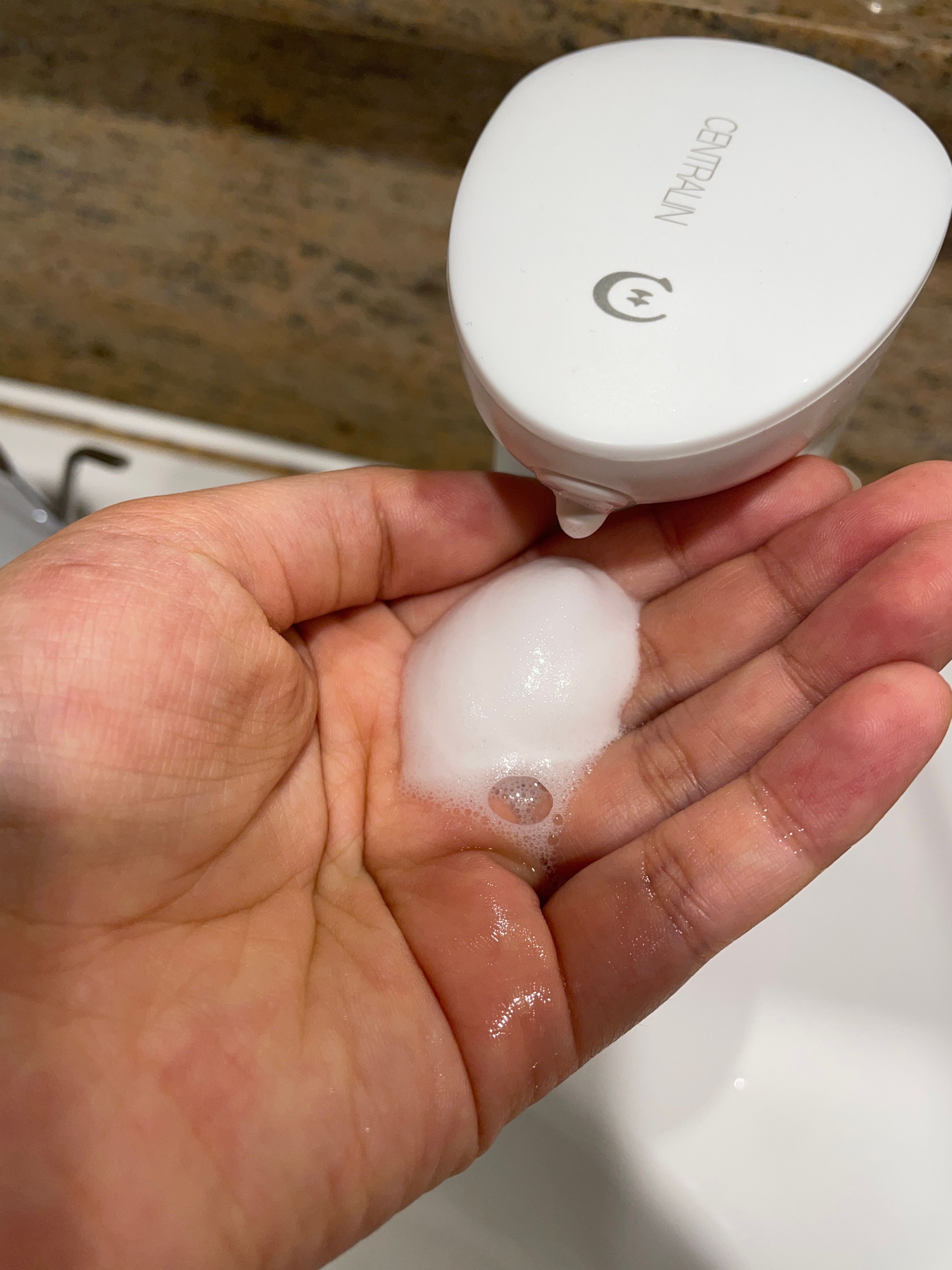 Walch 威露士 自動泡沬洗手液機 + 泡沫殺菌洗手液 真實評價/用後感 bychr********************com 1 Walch 威露士 自動泡沬洗手液機 + 泡沫殺菌洗手液 真實評價/實測照片 bychr********************com 1