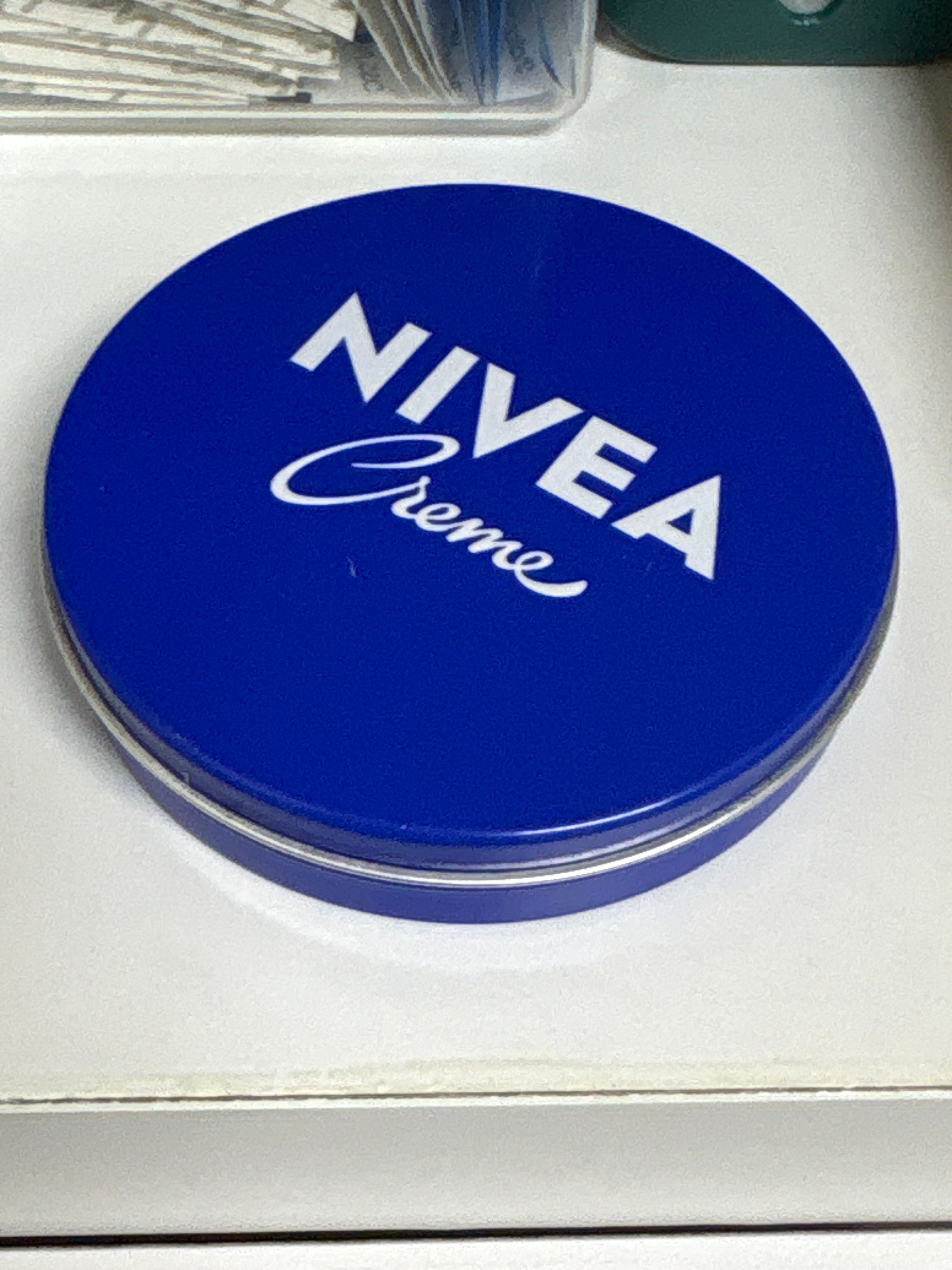 Nivea 潤膚霜（小藍罐） 真實評價/實測照片 bychu**************com 1