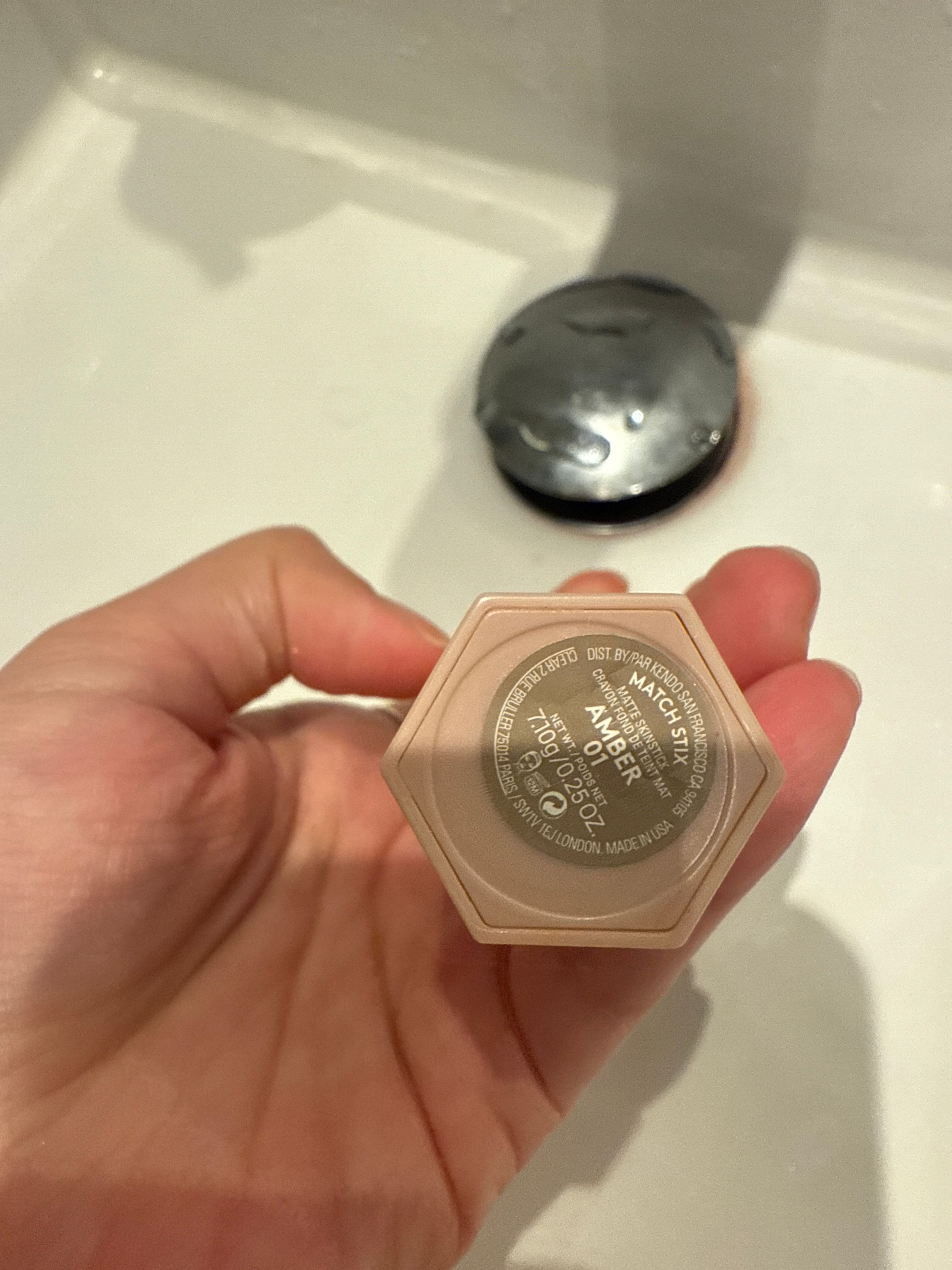 Fenty Beauty 百變柔霧修容塑顔棒 真實評價/實測照片 byKwo***uen 2