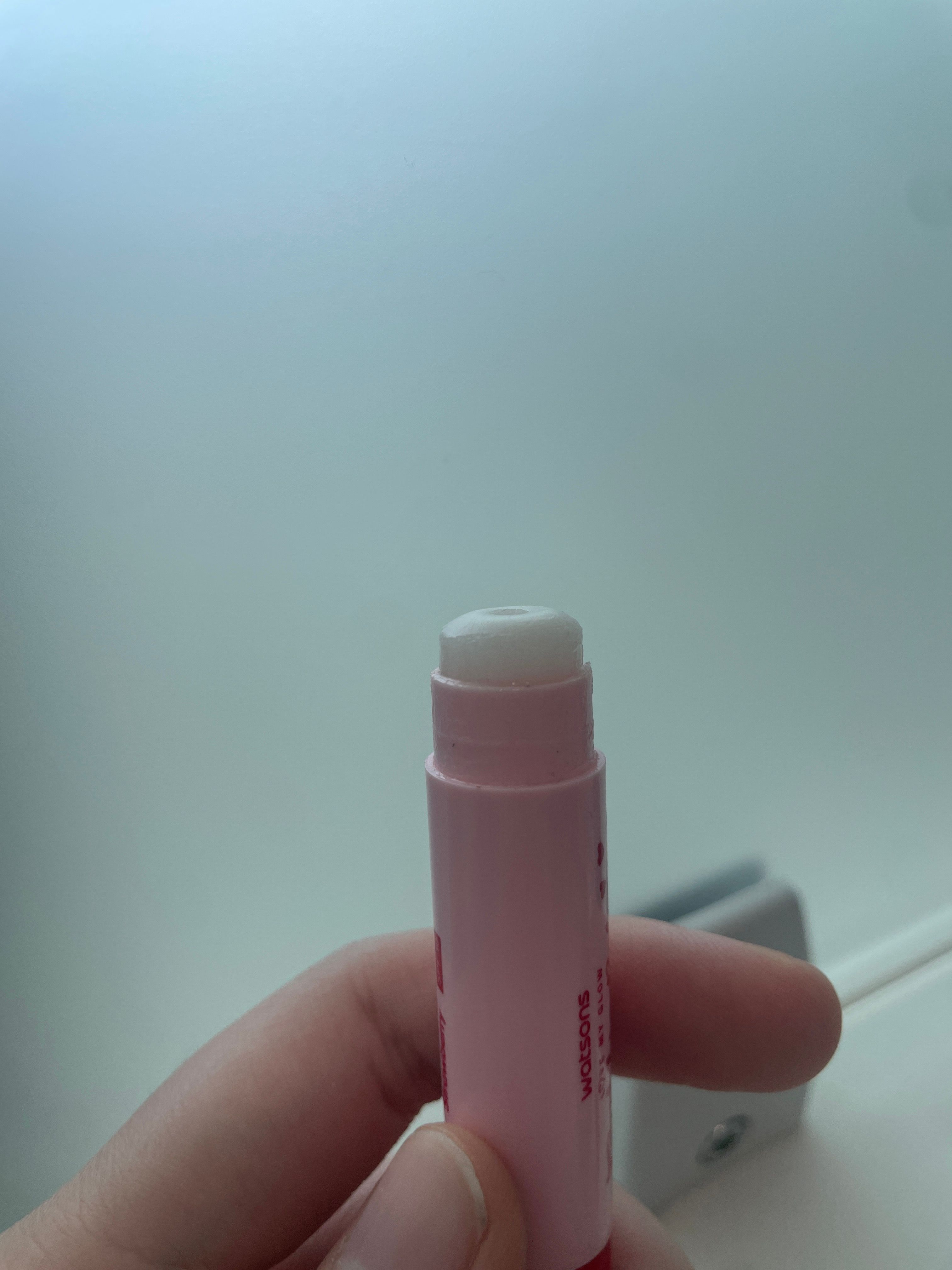 WATSONS 屈臣氏 屈臣氏草莓潤唇膏 真實評價/實測照片 byyuk****************com 1