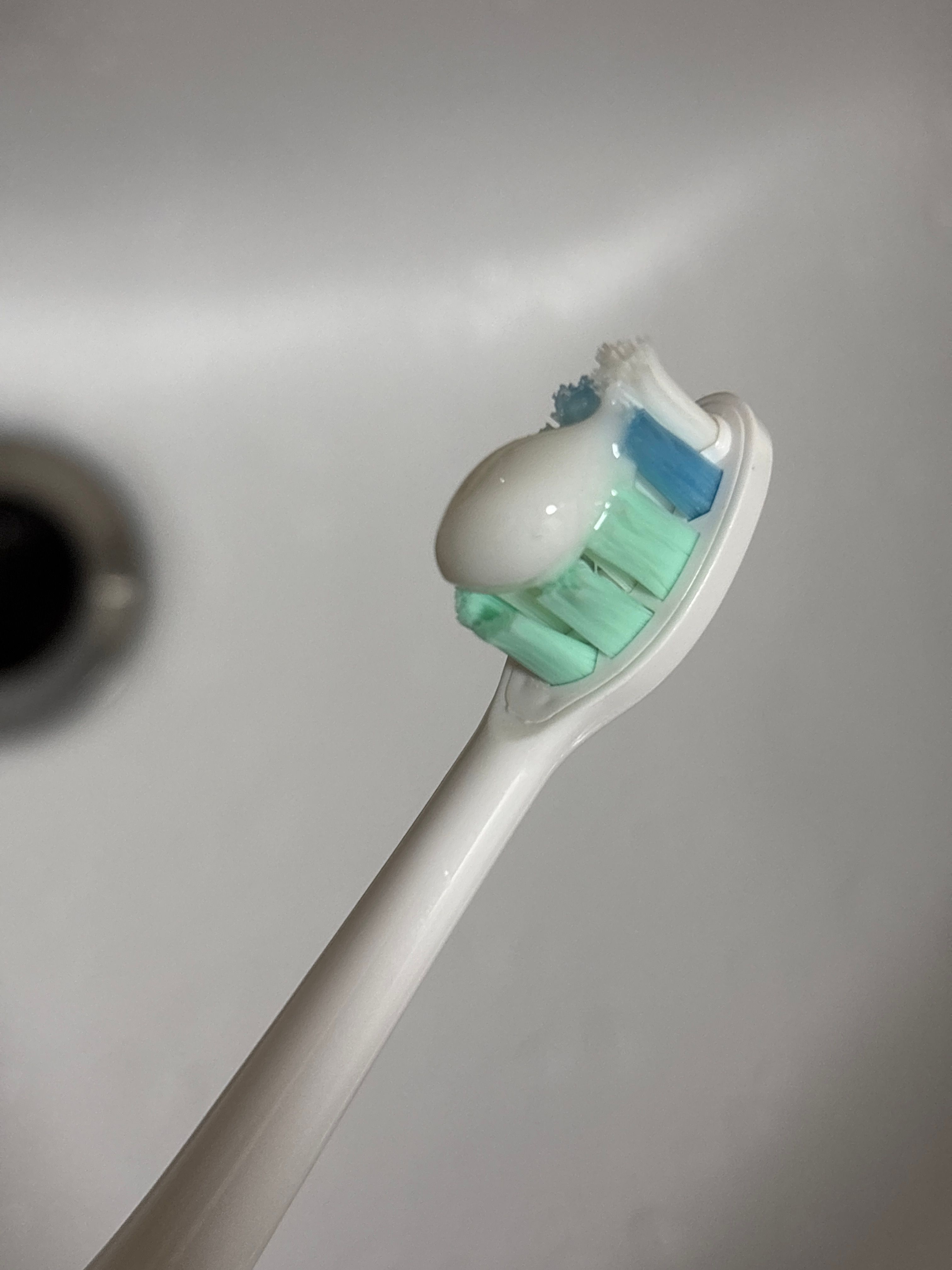 Sensodyne 舒適達 專業修復抗敏牙膏 真實評價/實測照片 byCai******han 1