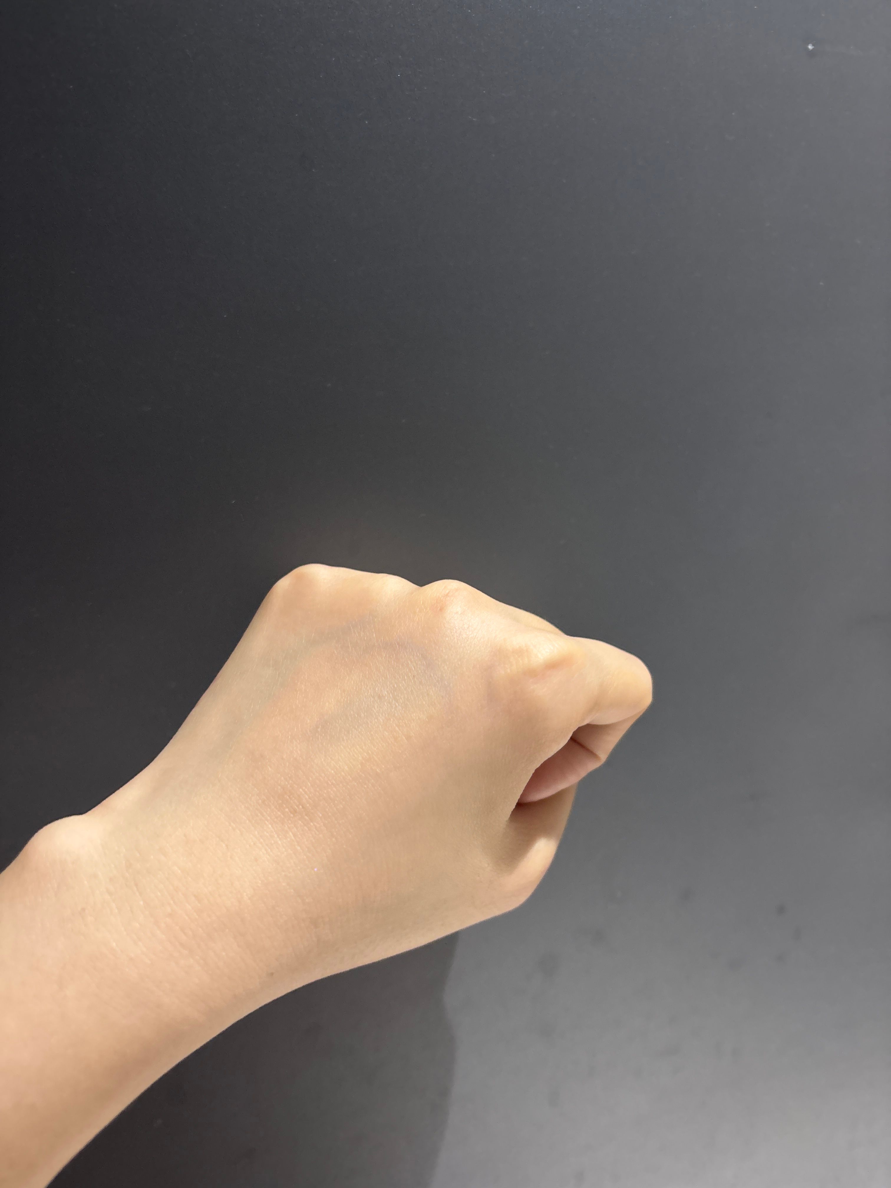 Olay 水感透白光曜精華 (水光小白瓶) 真實評價/實測照片 bykar***CTY 1