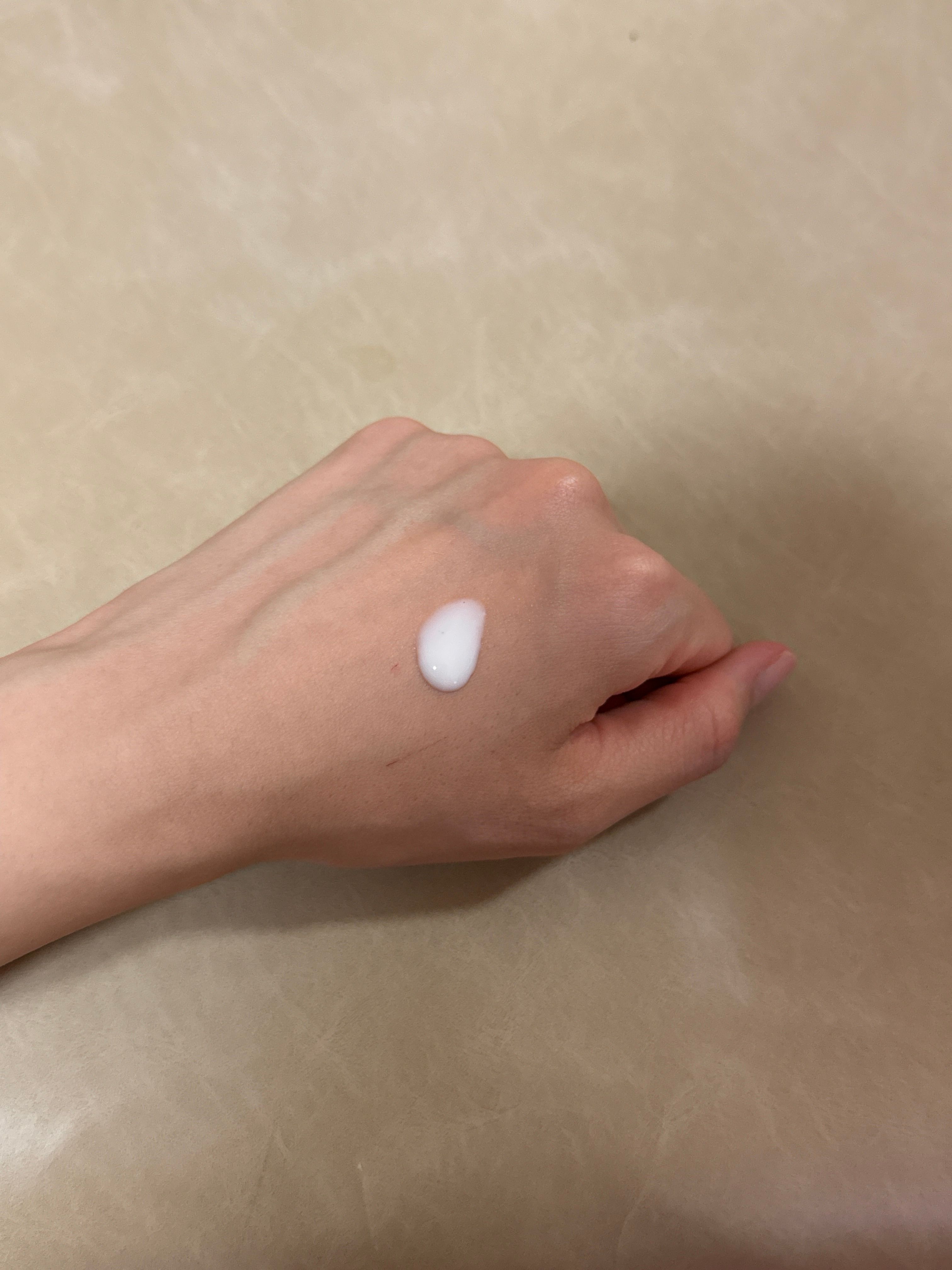 Caudalie 葡萄蔓極緻淡斑亮白精華 真實評價/實測照片 byRr**rr 1