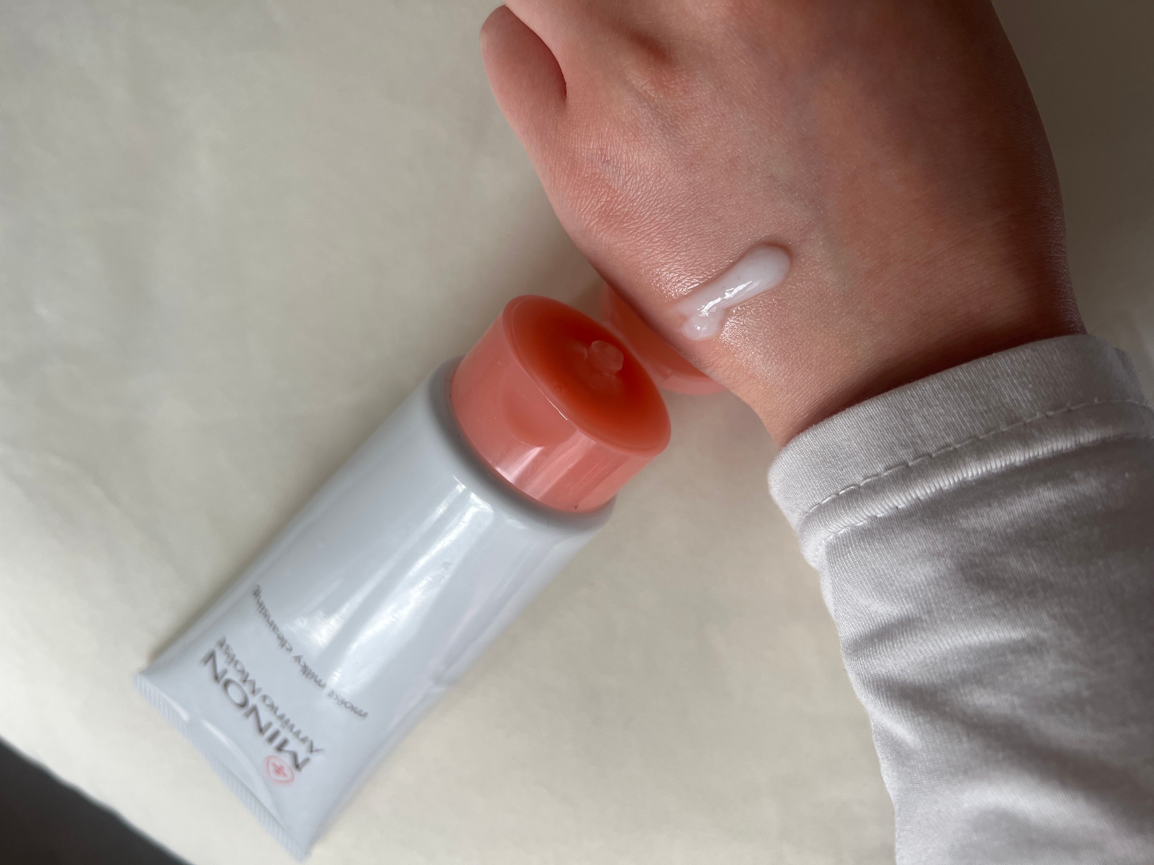 Minon 蜜濃氨基酸滋潤保濕輕柔卸妝潔面乳 真實評價/實測照片 byman*****************com 1