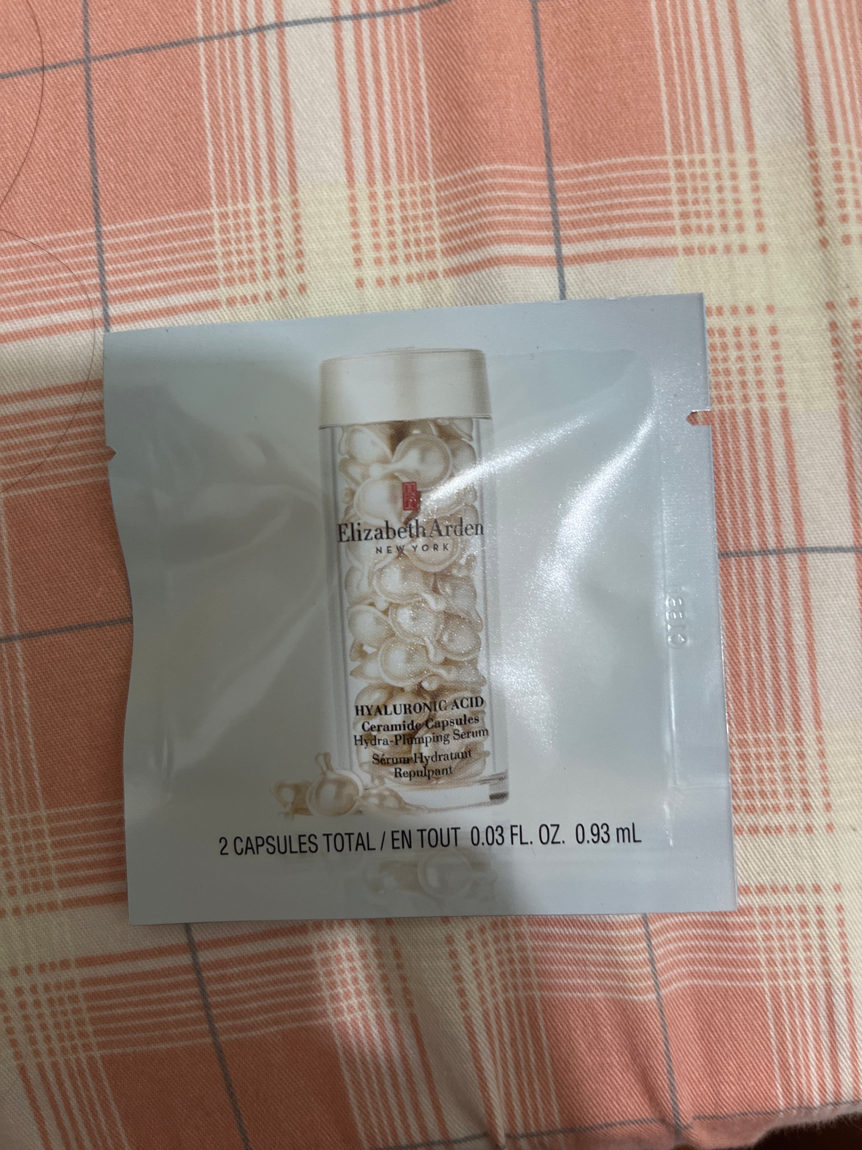 Elizabeth Arden 雅頓 透明質酸豐盈保濕膠囊 真實評價/實測照片 byQIN****ING 2