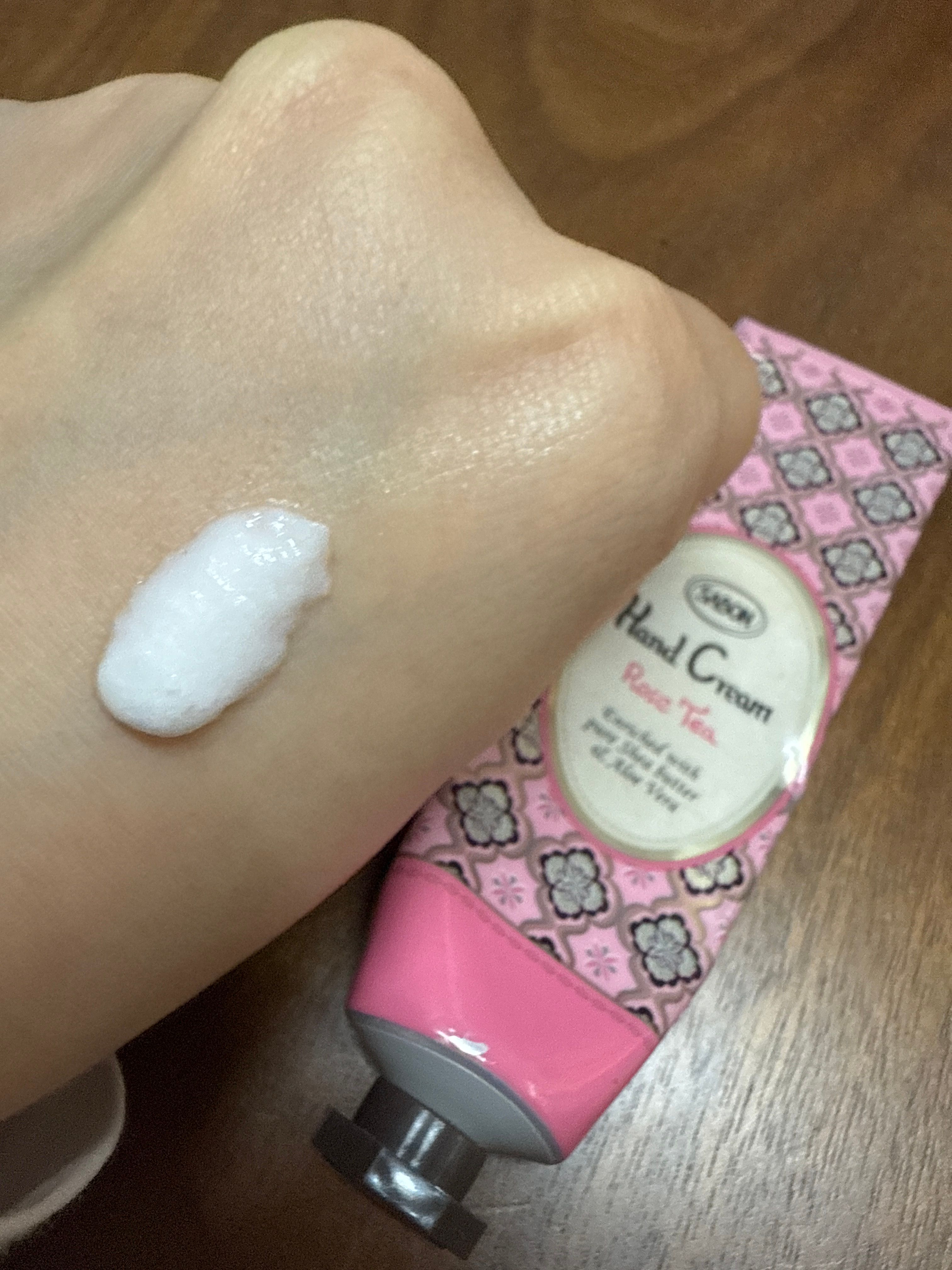 Sabon 玫瑰花茶潤手霜 Rose Tea Hand Cream 真實評價/用後感 byHaz****ong 1 Sabon 玫瑰花茶潤手霜 Rose Tea Hand Cream 真實評價/實測照片 byHaz****ong 1