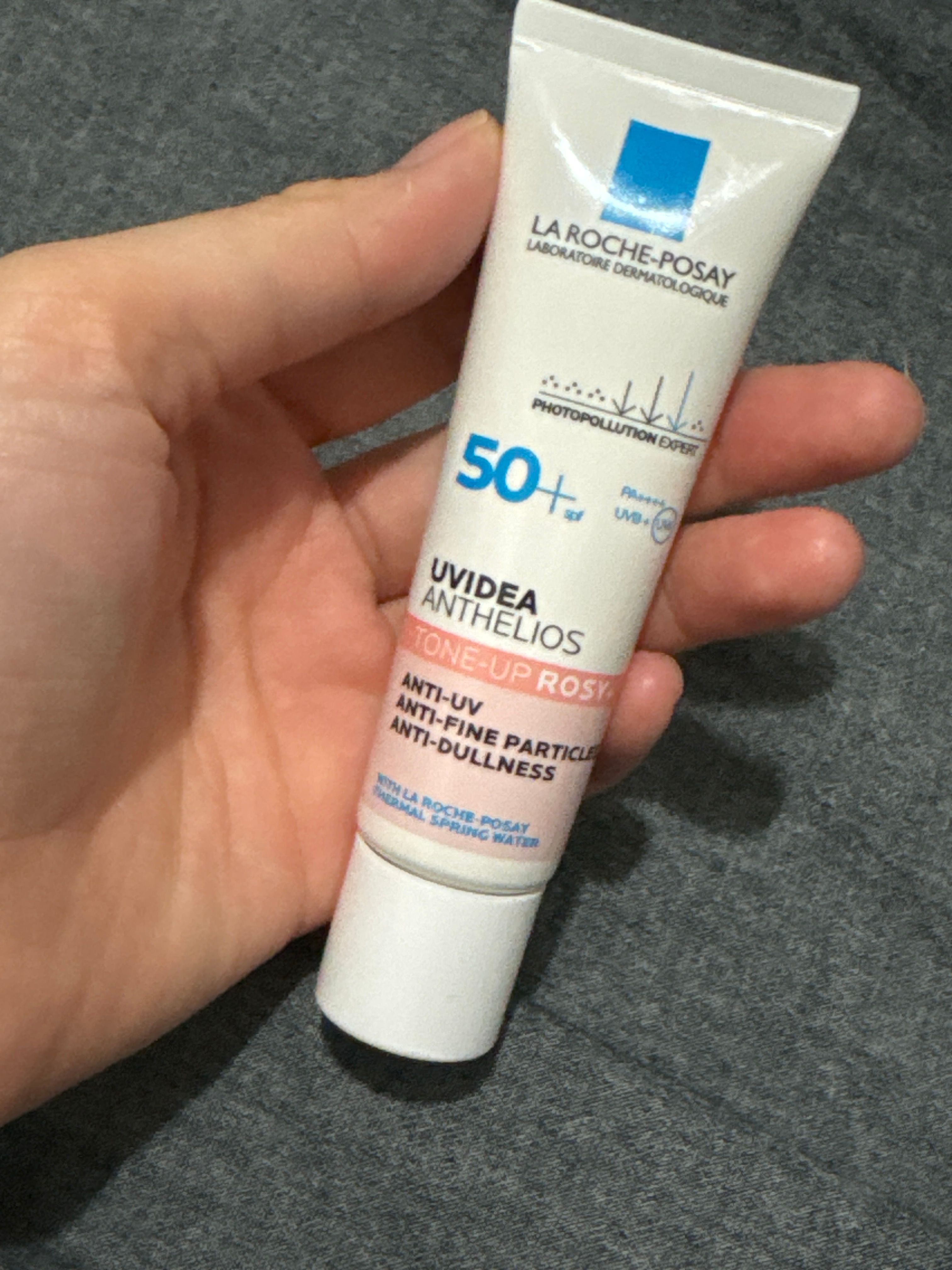 La Roche-Posay 每日高效提亮防曬霜 (粉色) 真實評價/實測照片 byChi*****ing 1