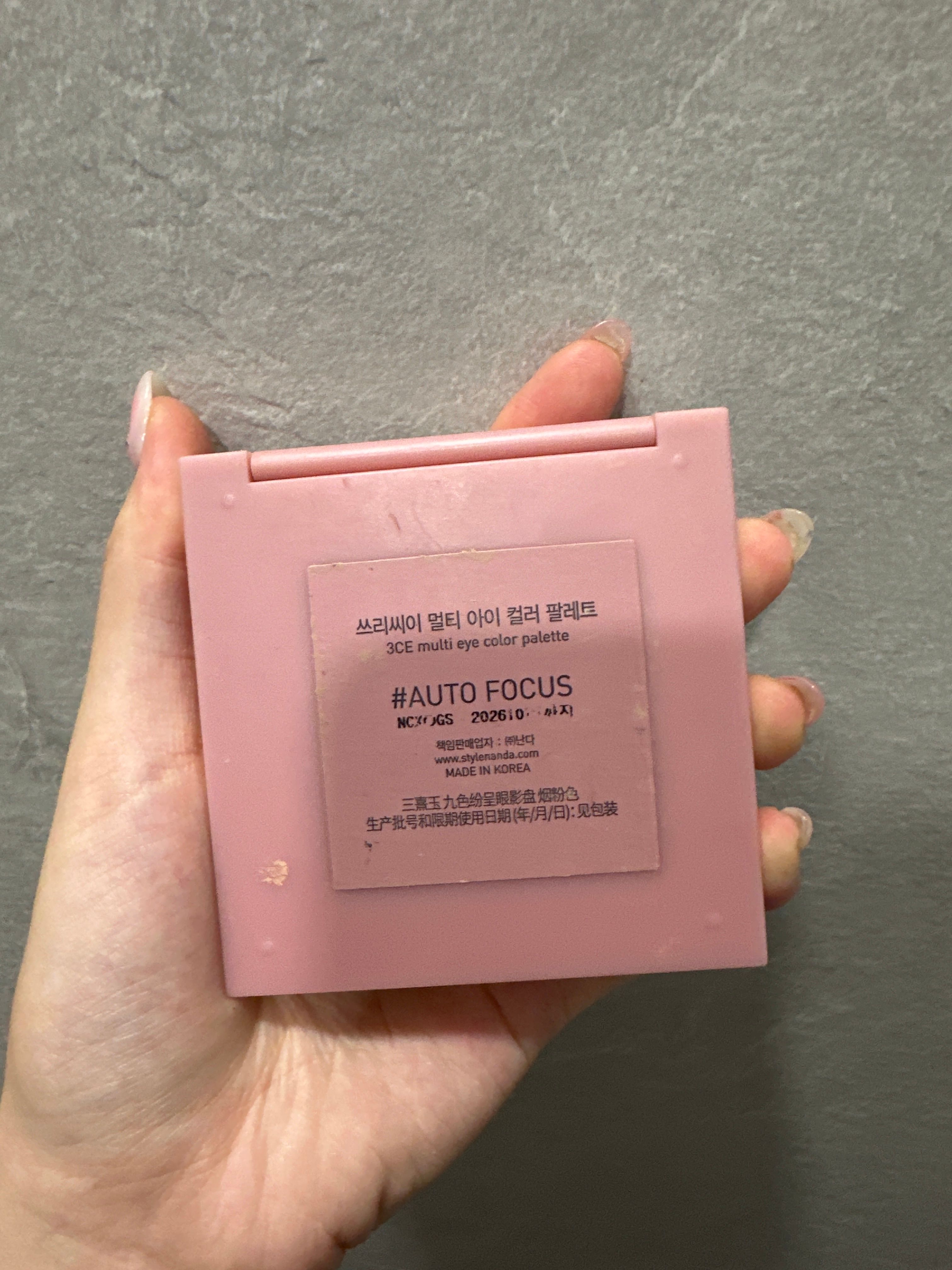 3CE 最強9色閃粉眼影 真實評價/實測照片 by* 2
