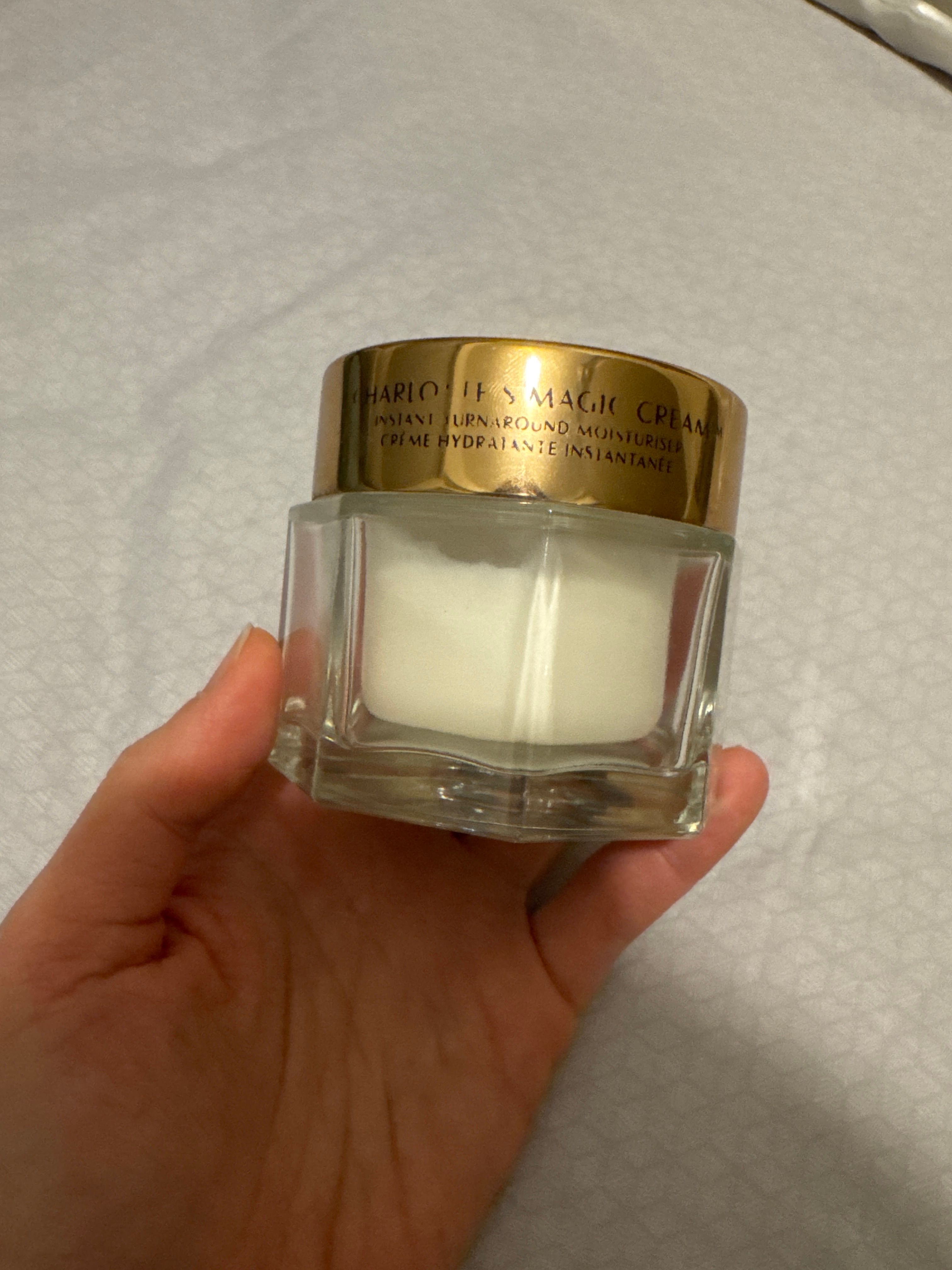 Charlotte Tilbury 魔法面霜 真實評價/實測照片 bysan*********************.hk 2