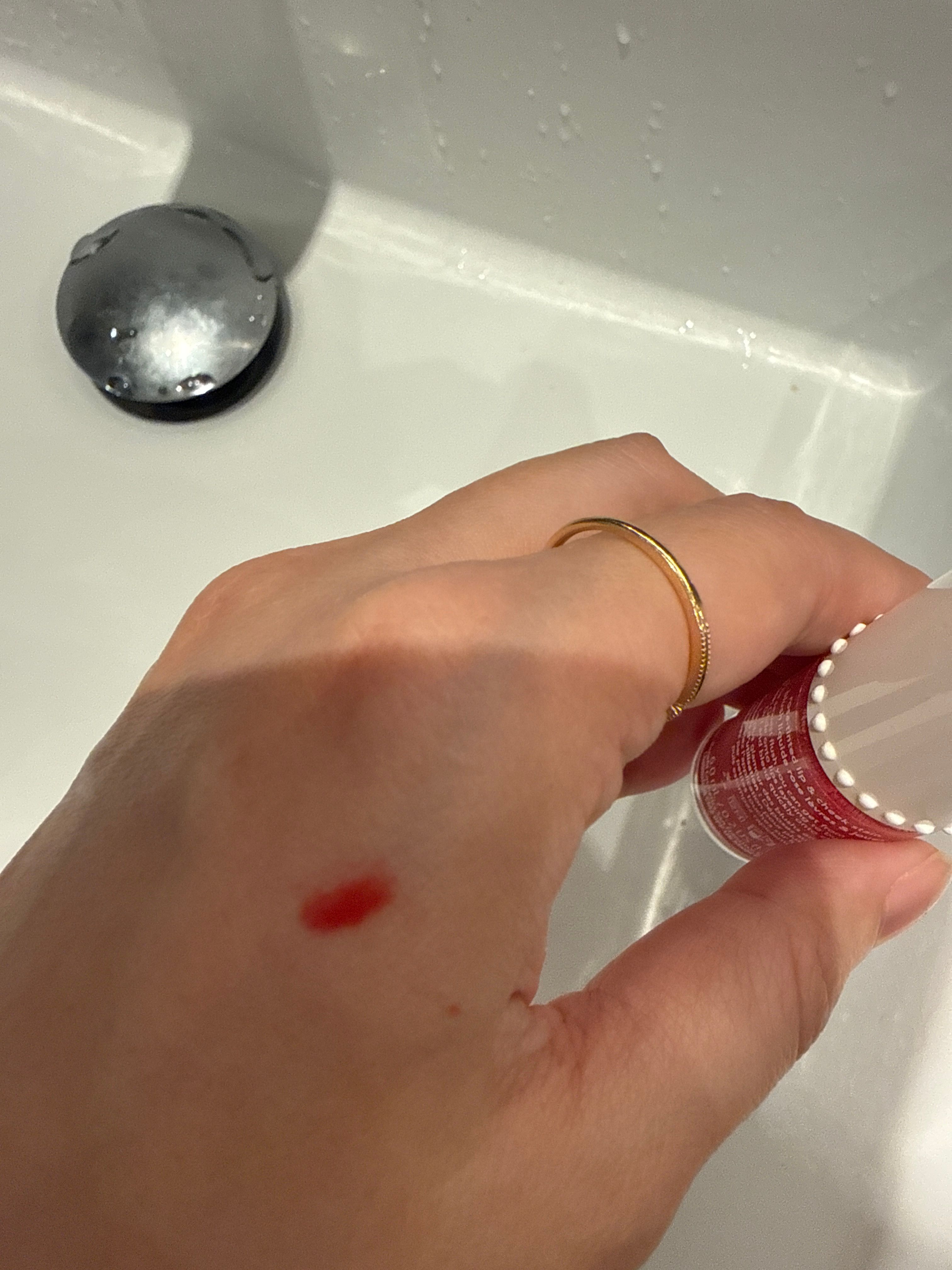 Benefit Cosmetics 唇頰兩用胭脂水 Benetint Cheek & Lip Stain 真實評價/實測照片 byH***n 1