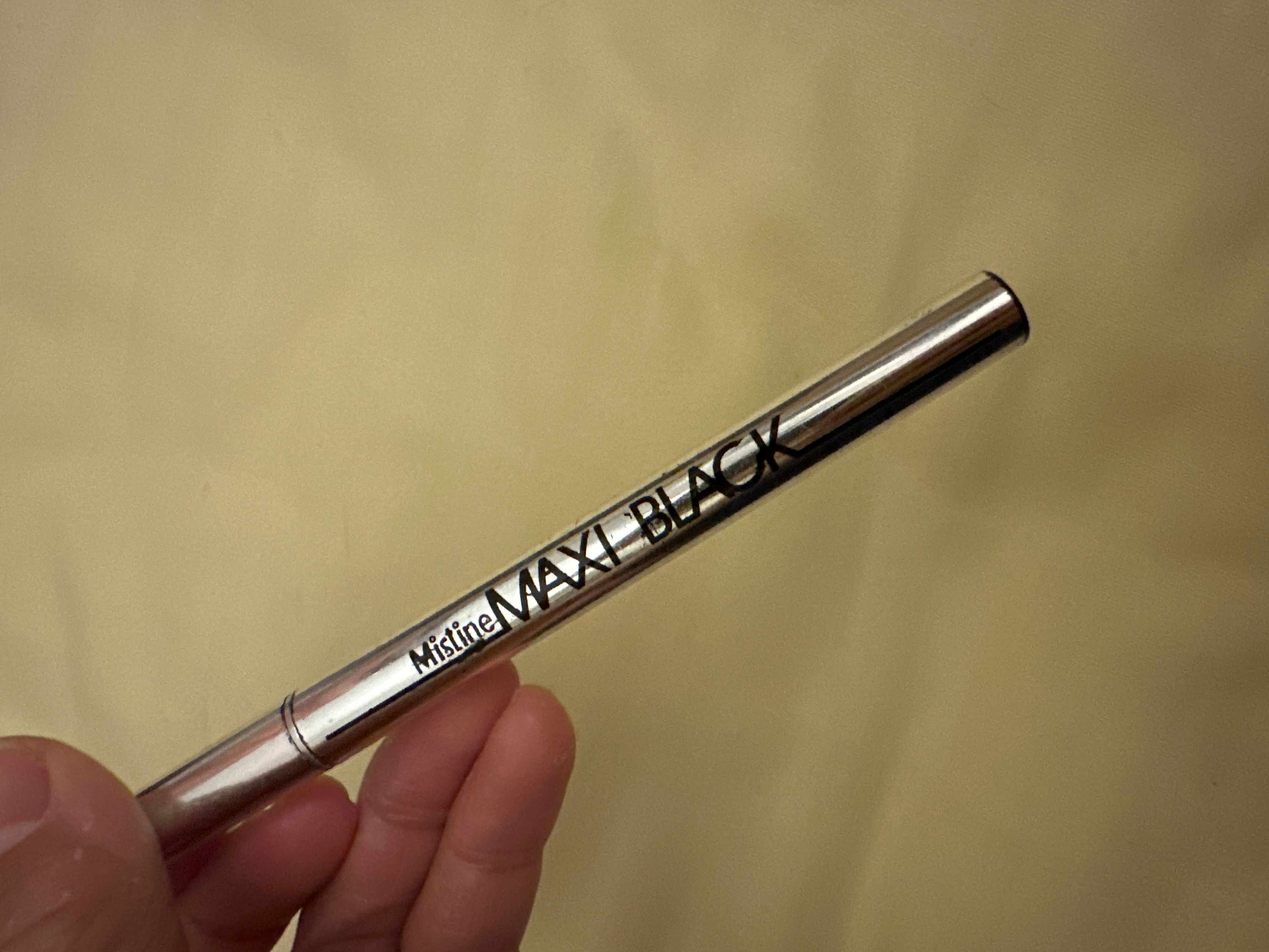 Mistine 極幼黑色眼線液筆 真實評價/實測照片 byWi***hu 1