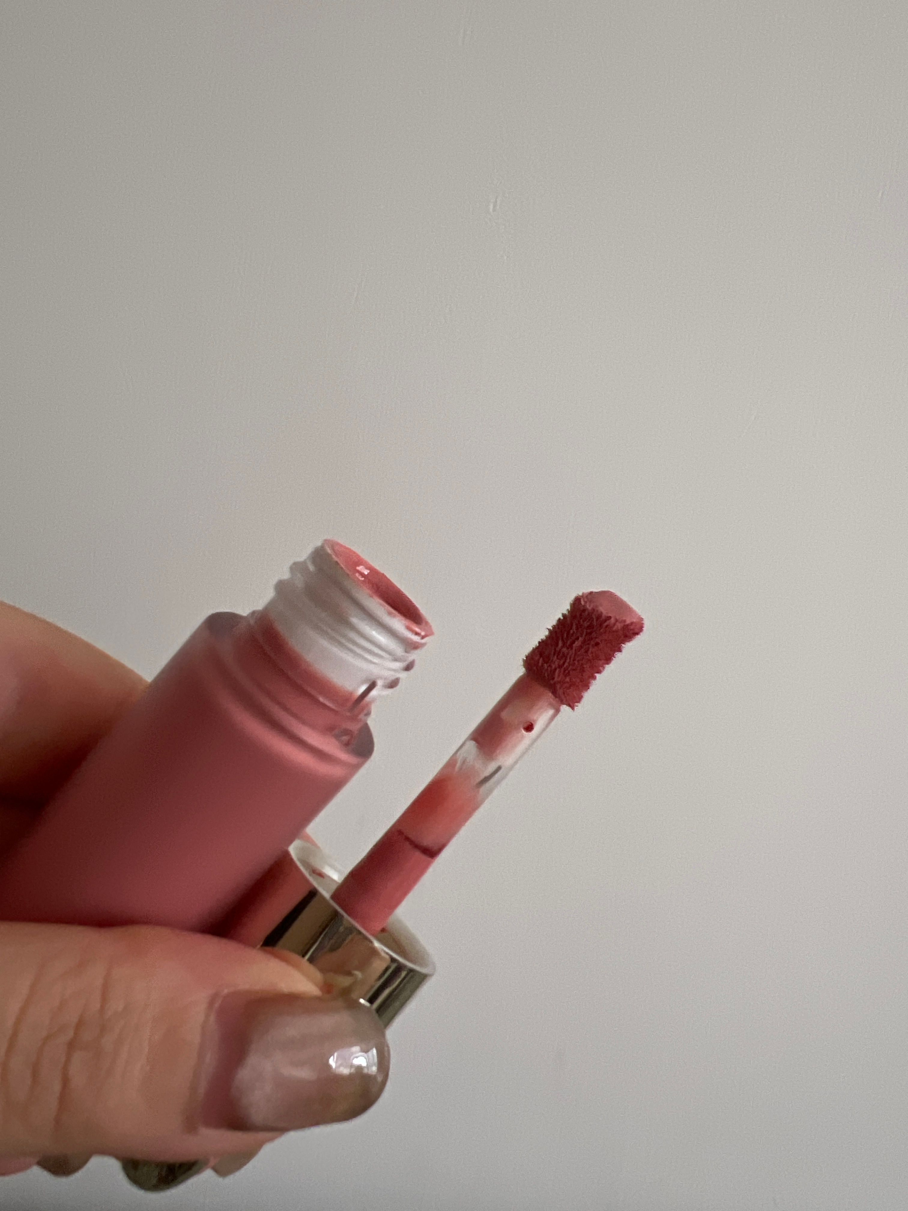 Rare Beauty Soft Pinch Liquid Blush 真實評價/實測照片 bykwu*****************.hk 1