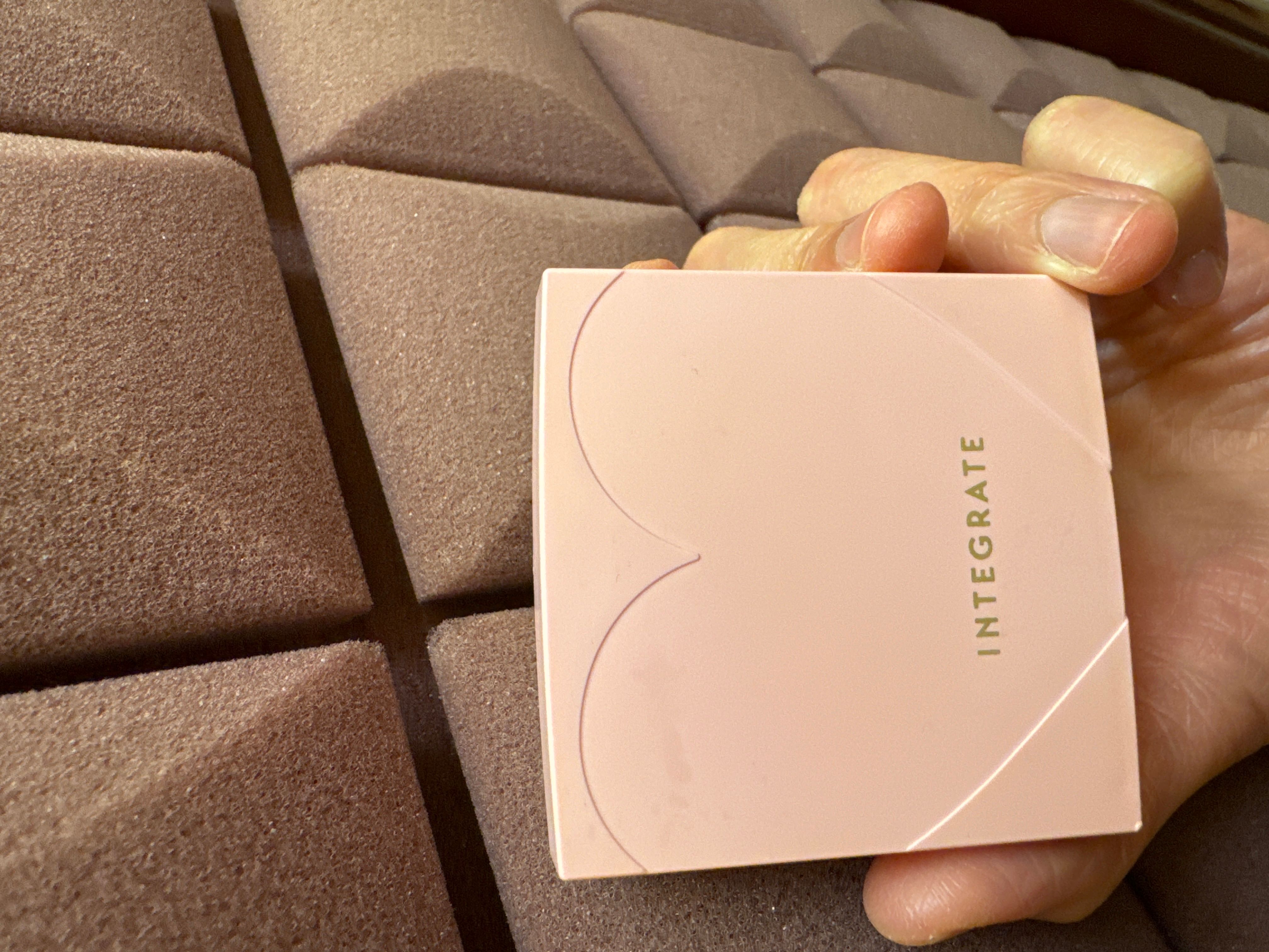 INTEGRATE 柔焦輕透美肌粉餅 真實評價/實測照片 bypai**********************.hk 1