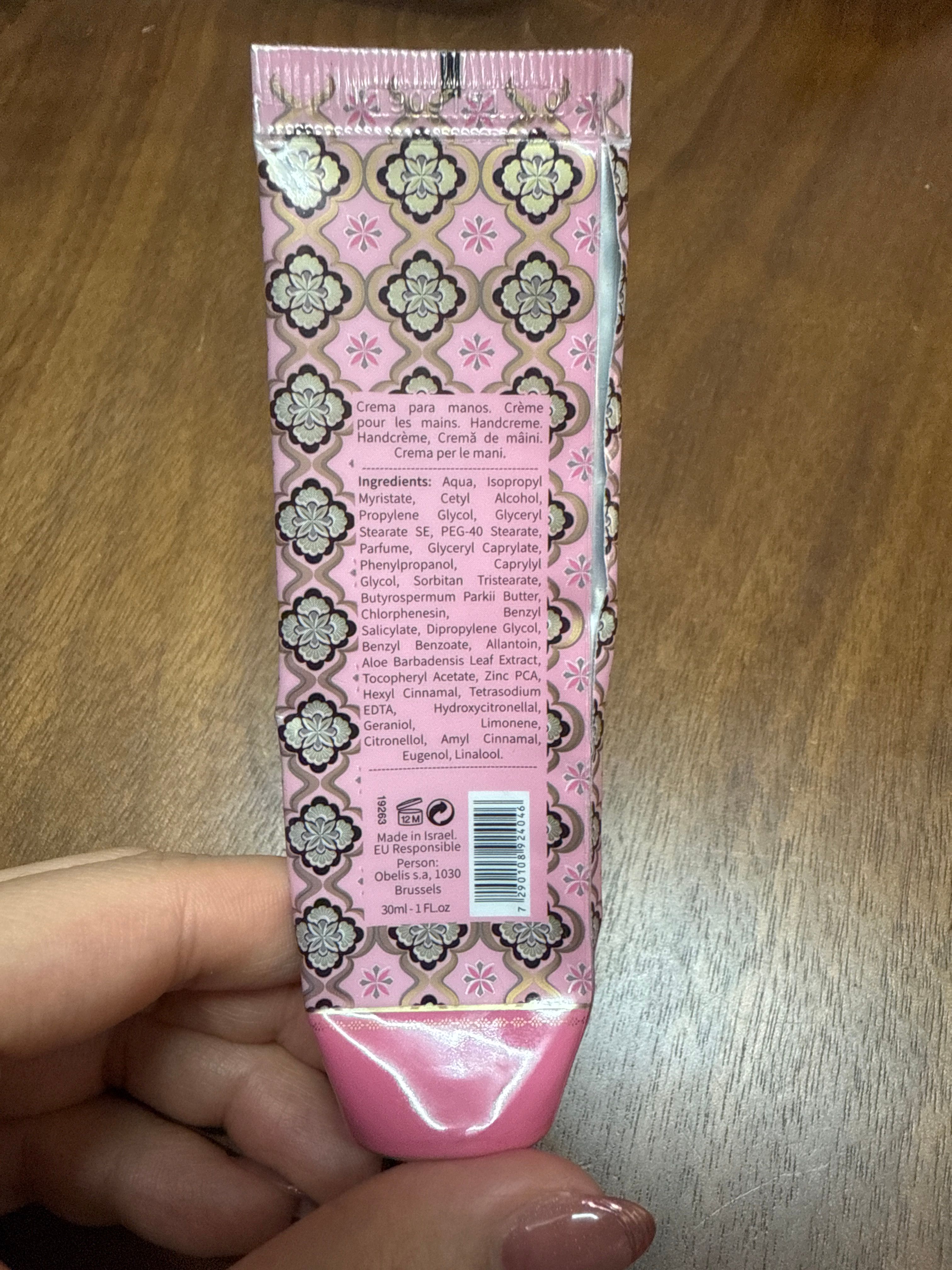 Sabon 玫瑰花茶潤手霜 Rose Tea Hand Cream 真實評價/用後感 byHaz****ong 1 Sabon 玫瑰花茶潤手霜 Rose Tea Hand Cream 真實評價/實測照片 byHaz****ong 1