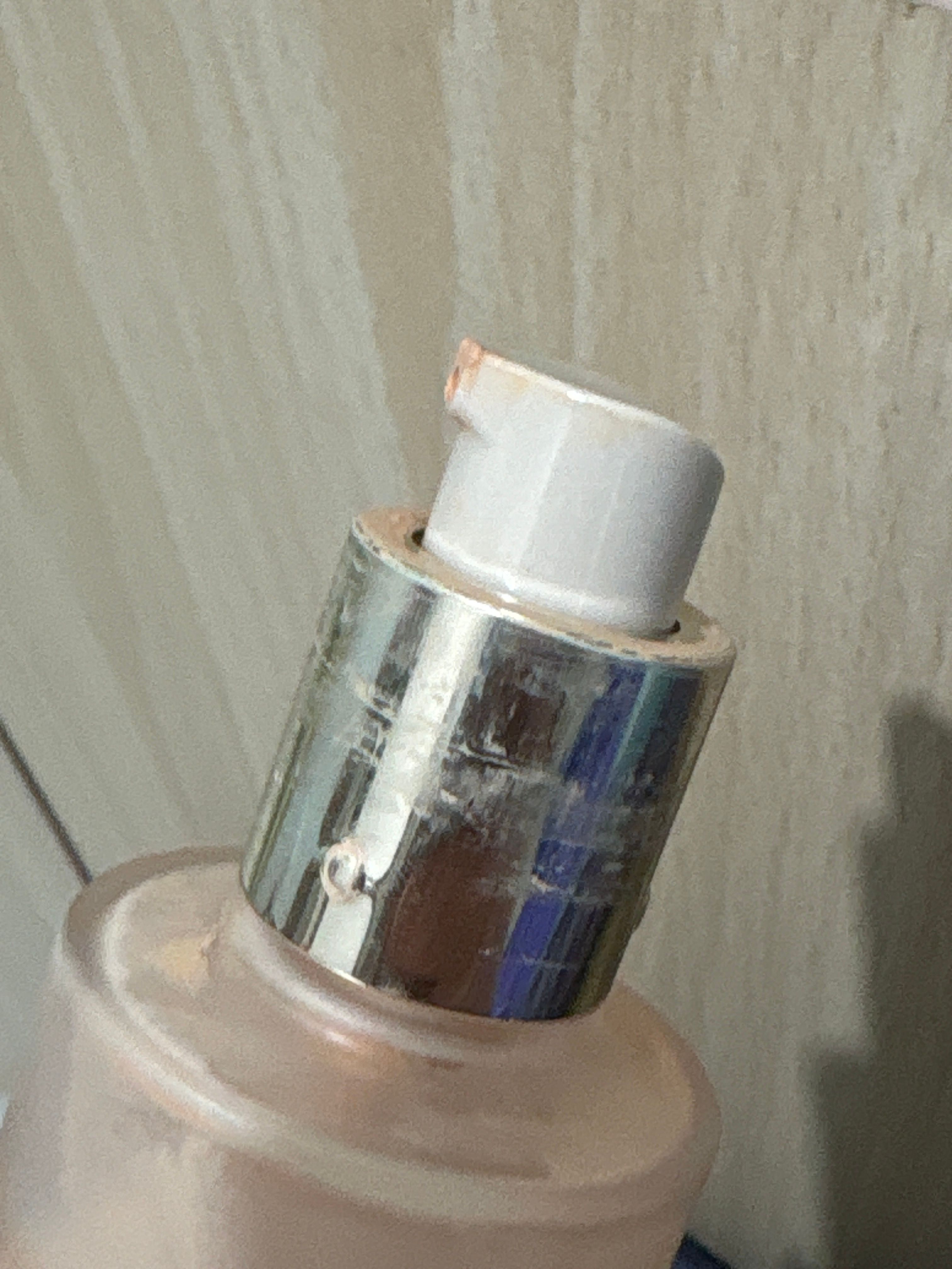 RMK 原美零瑕絲絹粉底液 真實評價/實測照片 bychu**************com 1