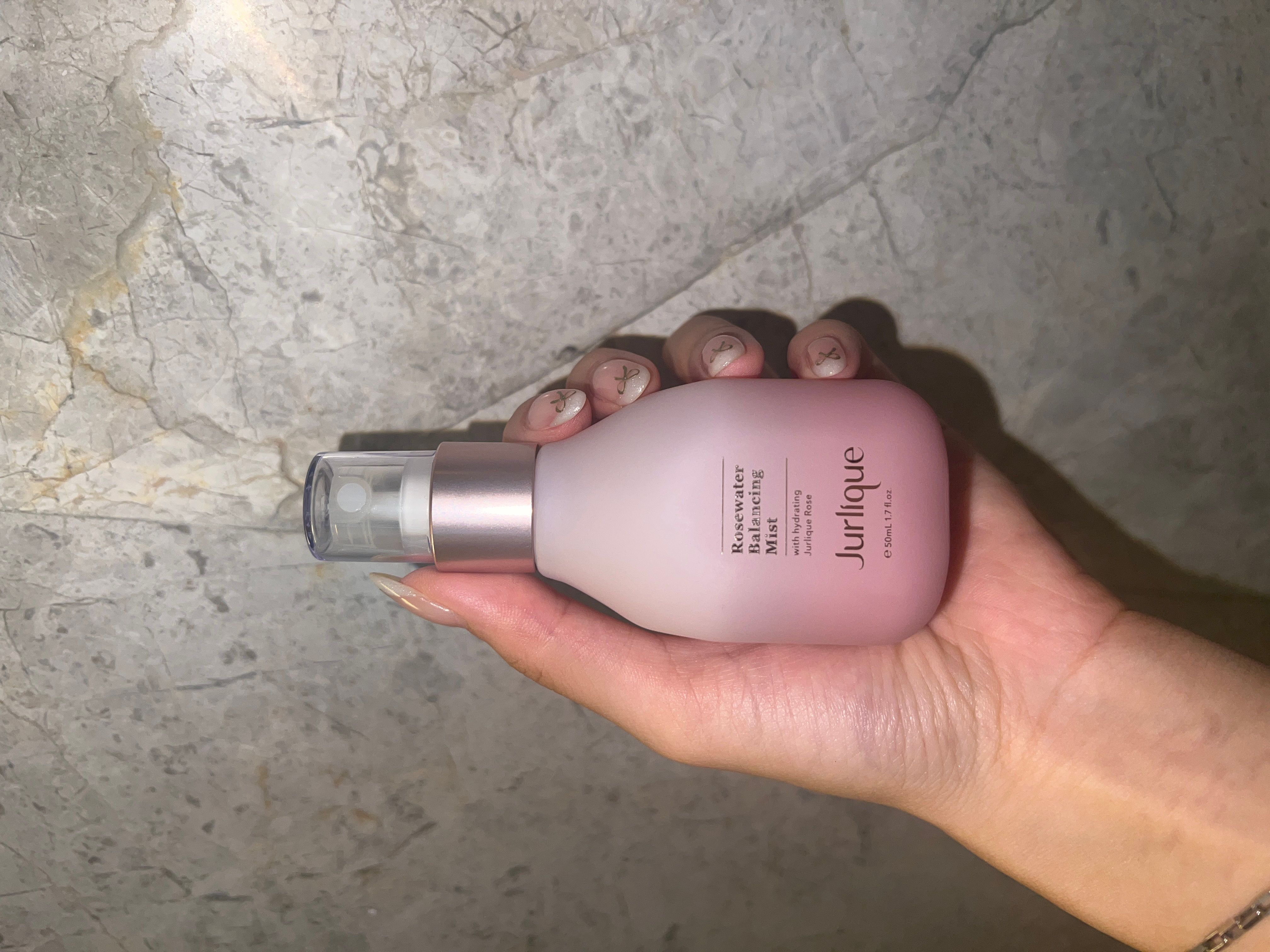 Jurlique 玫瑰保濕花卉水 真實評價/用後感 byhic****************com 1 Jurlique 玫瑰保濕花卉水 真實評價/實測照片 byhic****************com 1