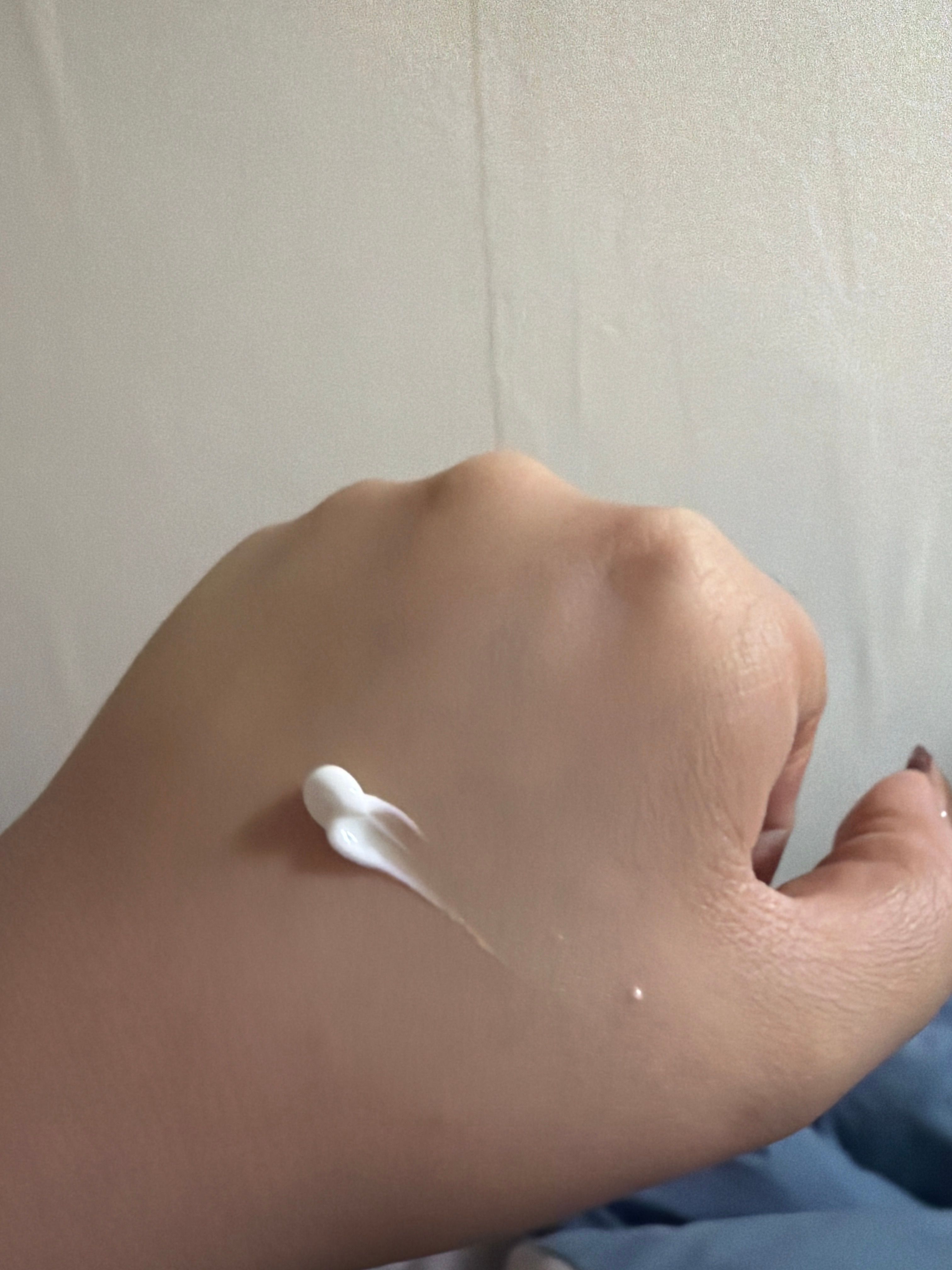 Physiogel 抗敏紓緩面霜 真實評價/用後感 byleu*****************com 1 Physiogel 抗敏紓緩面霜 真實評價/實測照片 byleu*****************com 1