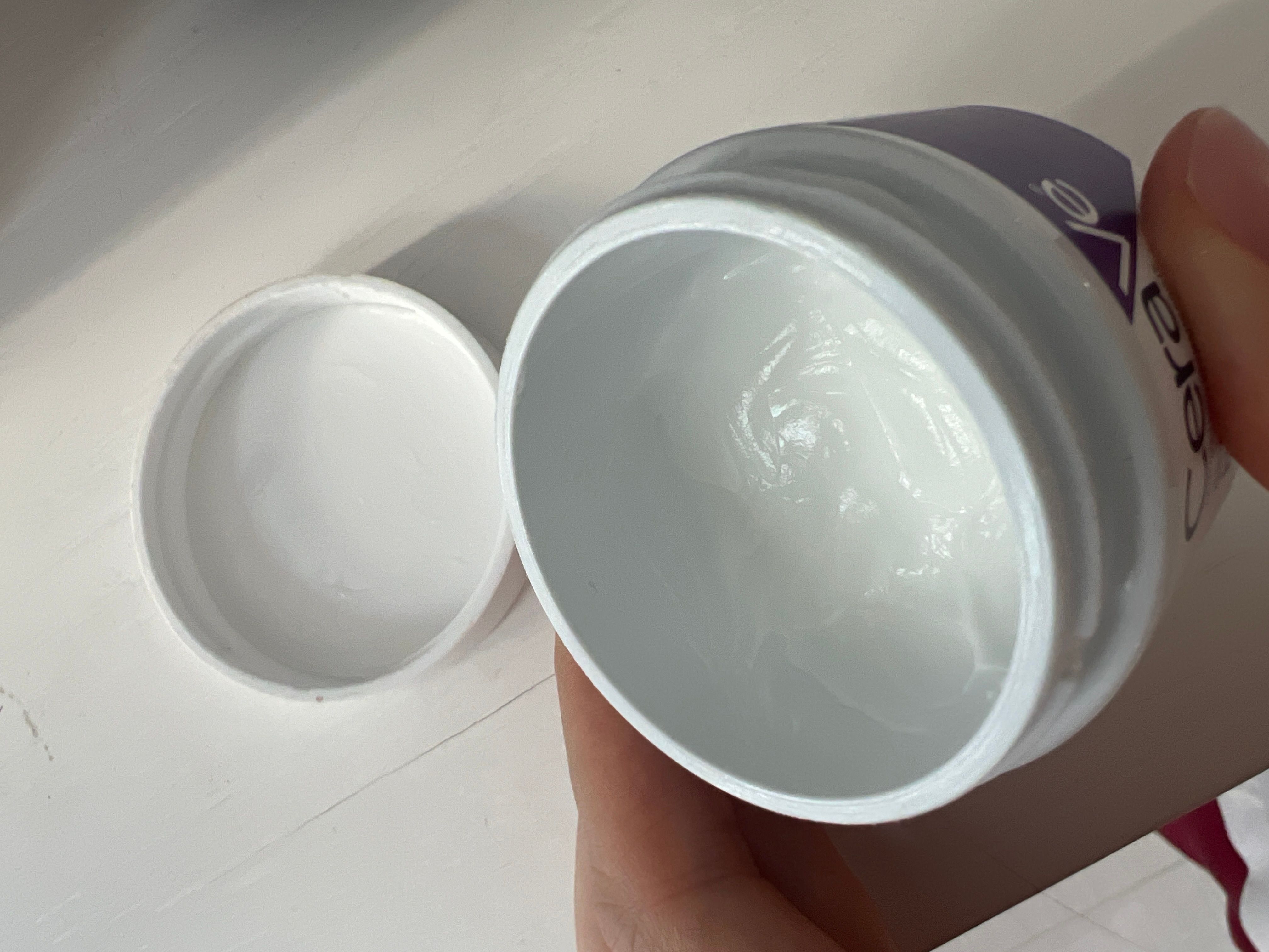 CeraVe 夜間再生修護肌膚晚霜 真實評價/實測照片 byEug*** Ng 1