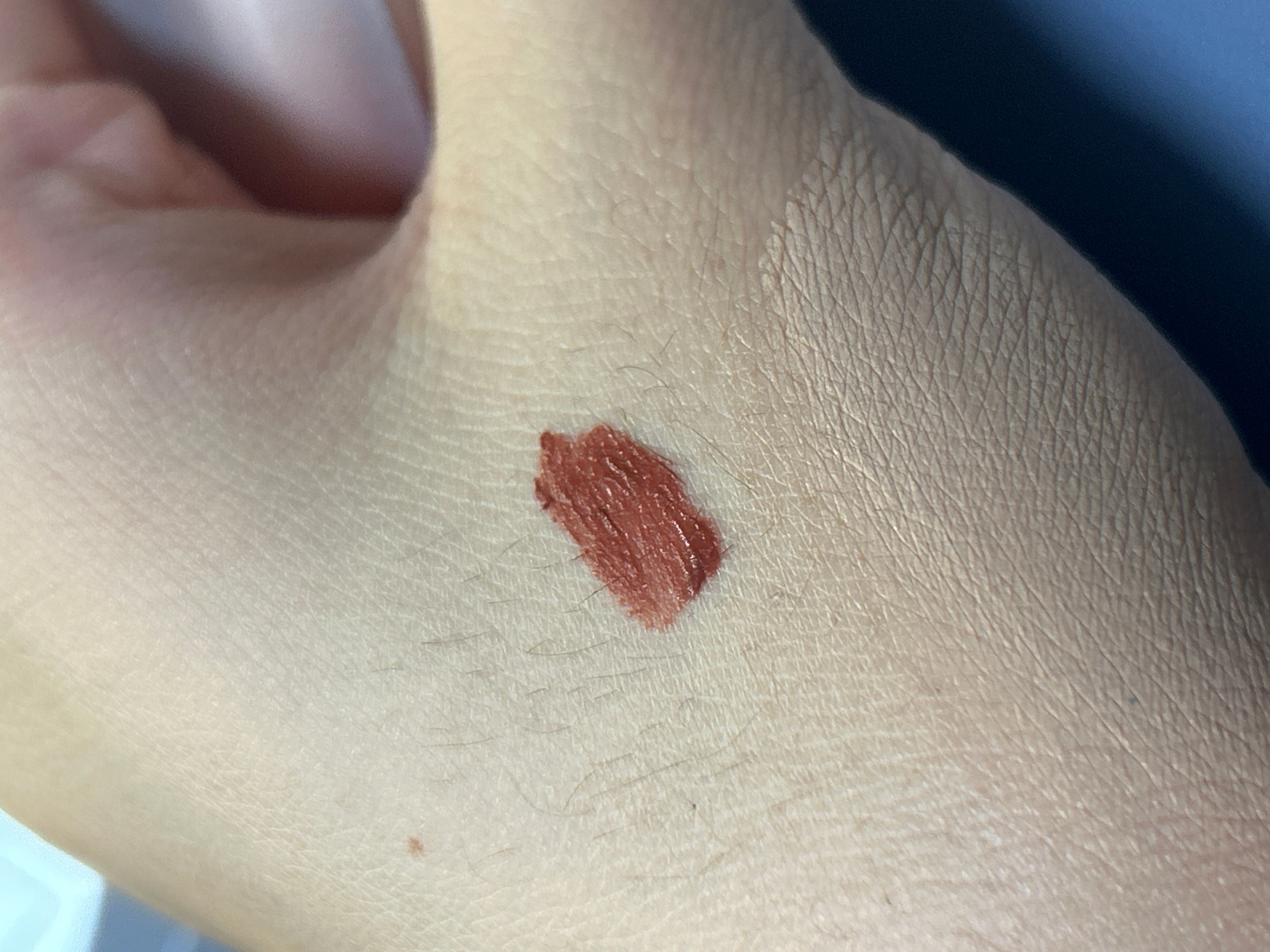 Clio 珂莉奧 雪紡柔霧唇釉 (Cafe In Love) 真實評價/實測照片 bymc.***ue_ 1