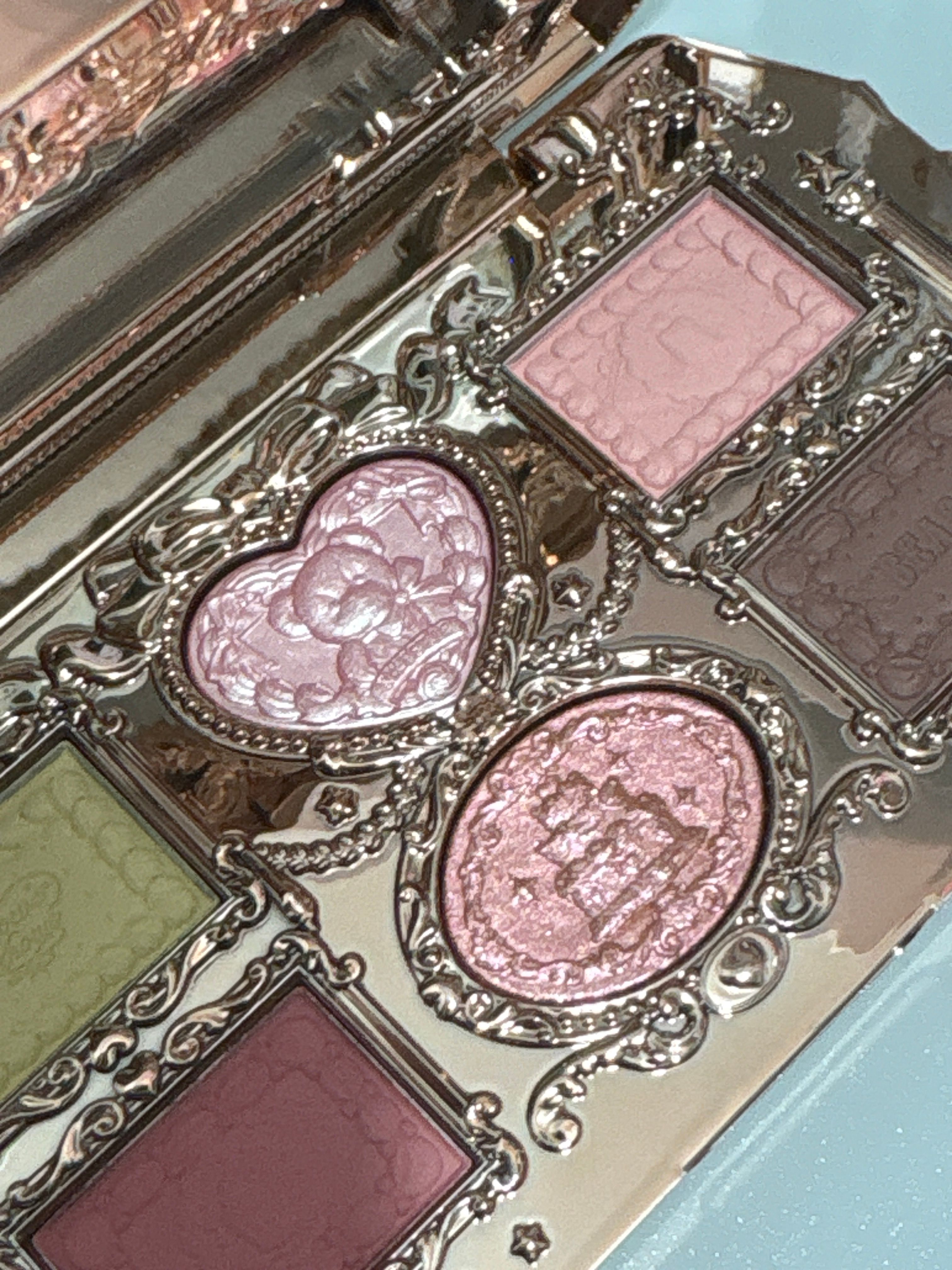 花知曉 Flower Knows 花知曉天鵝芭蕾系列六色眼影 真實評價/用後感 byzoe*************************com 1 花知曉 Flower Knows 花知曉天鵝芭蕾系列六色眼影 真實評價/實測照片 byzoe*************************com 1