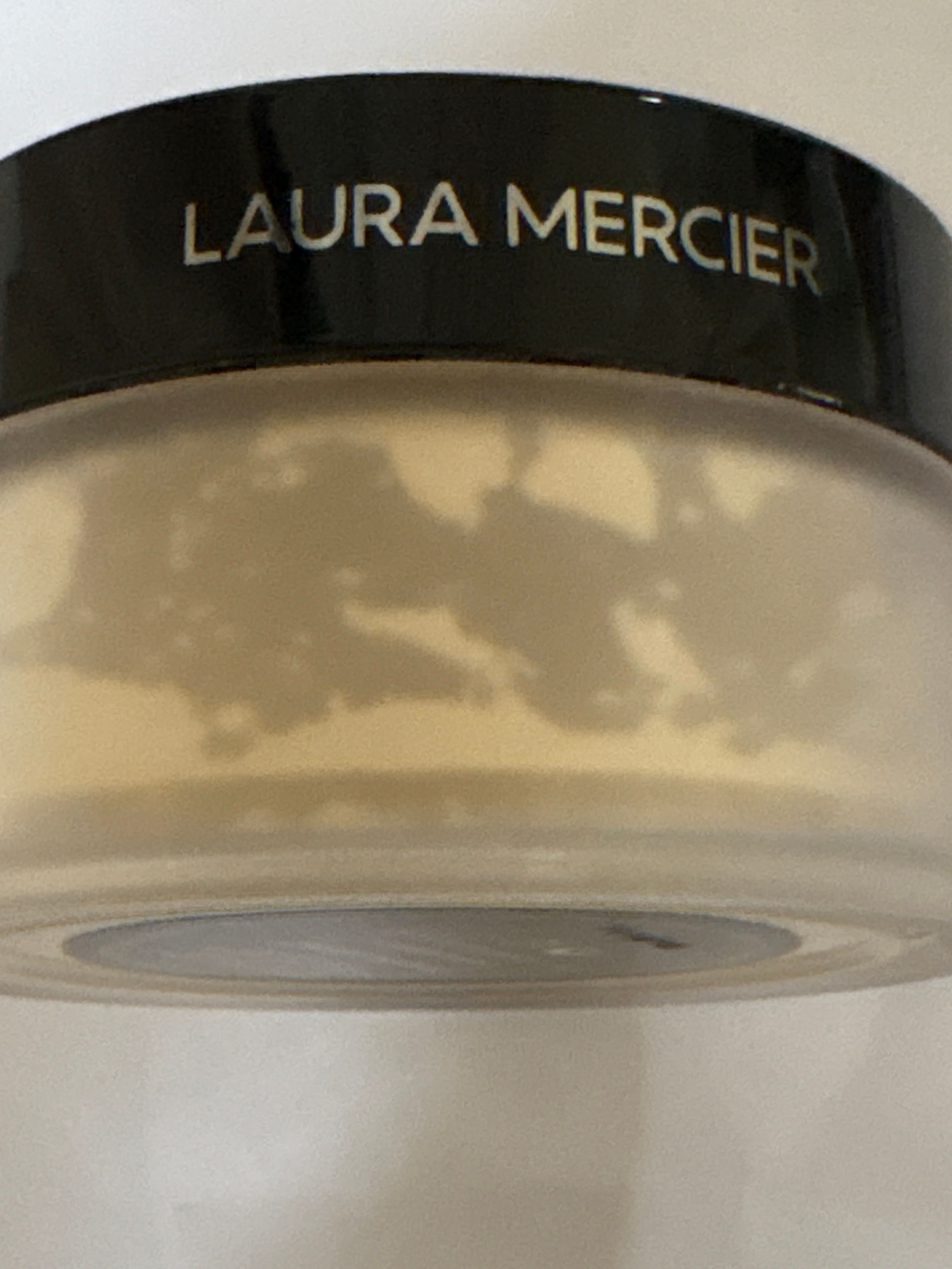 Laura Mercier 柔光透明蜜粉 真實評價/實測照片 byw***u 2