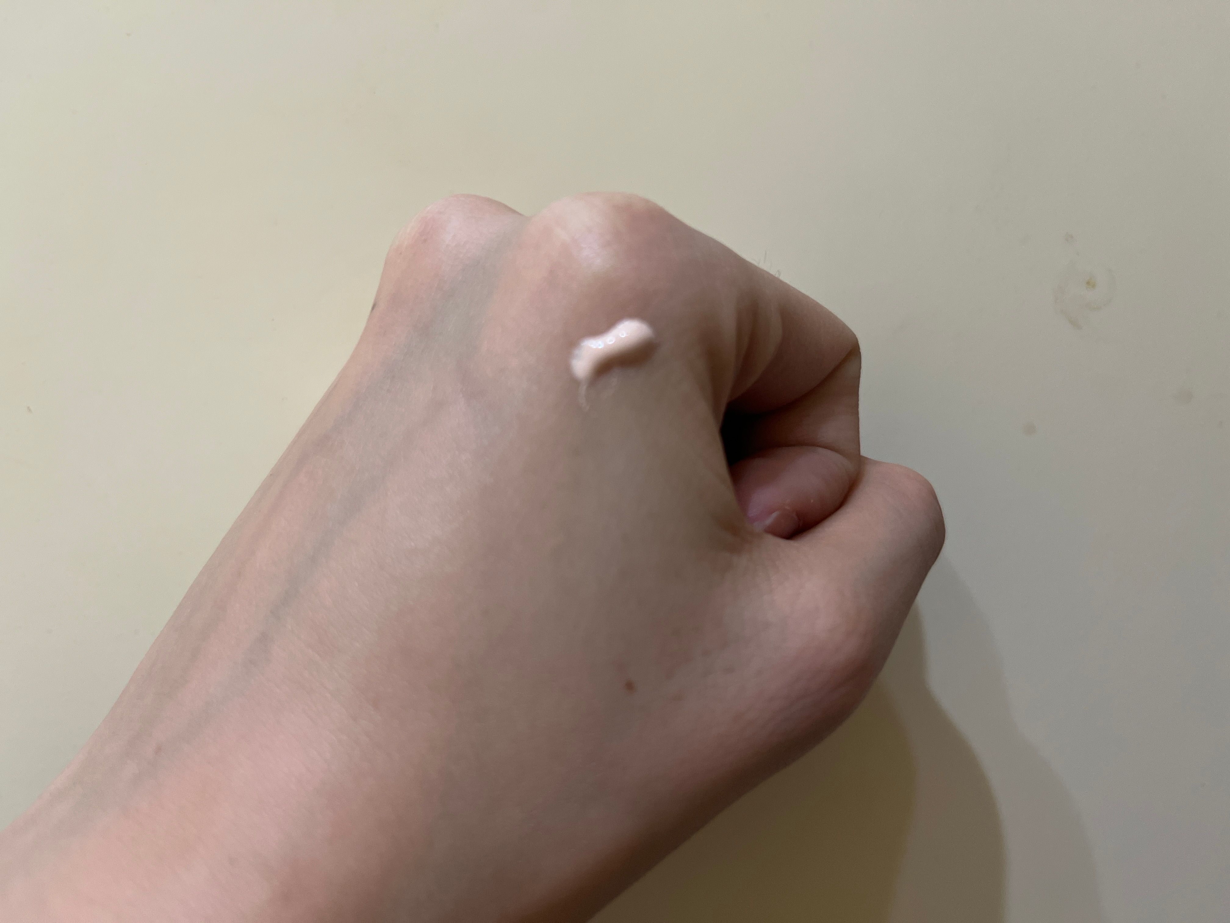 Dior 雪凝亮白全效輕盈調色防曬乳液 SPF 50+ PA+++ 真實評價/實測照片 byFr****an 1