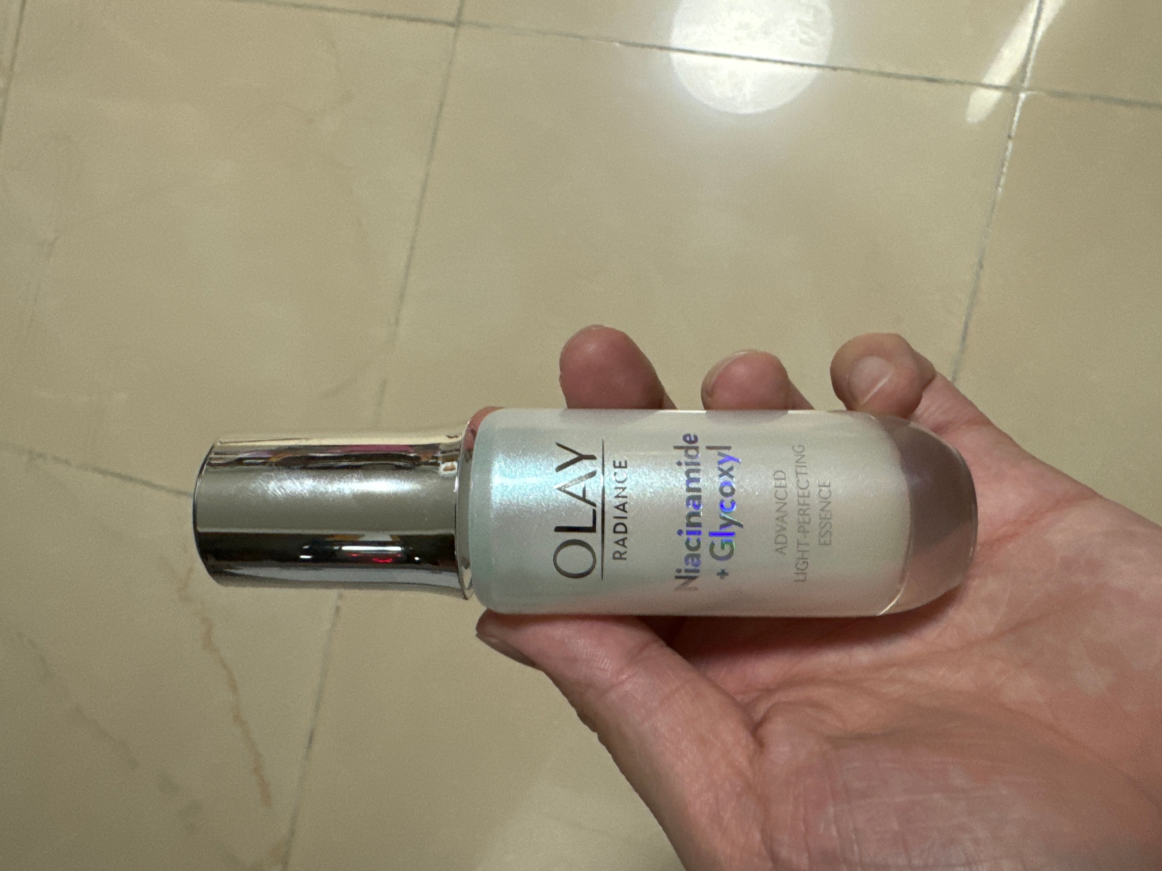 Olay 水感透白光曜精華 真實評價/實測照片 bykob****************com 1