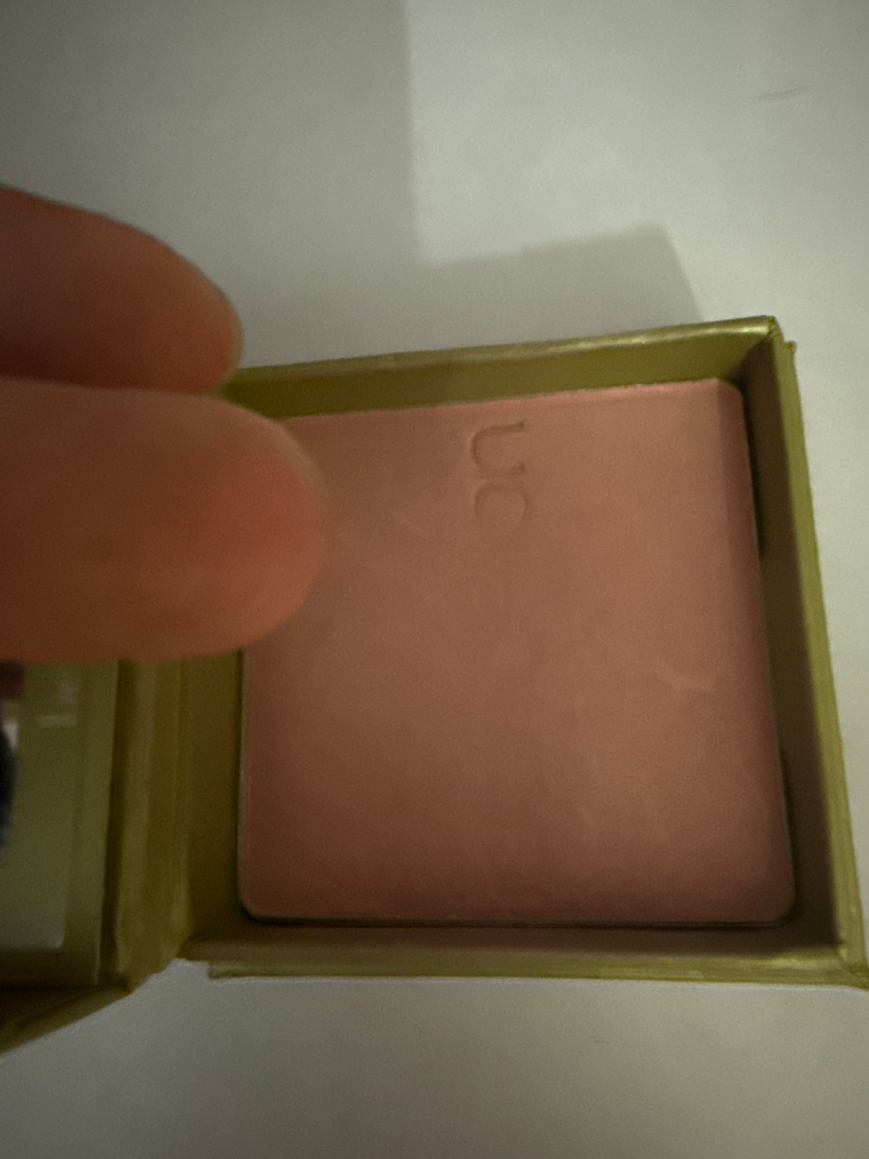 Benefit Cosmetics 蒲公英柔嫩粉紅色胭脂蜜粉 真實評價/實測照片 byKwo***uen 1