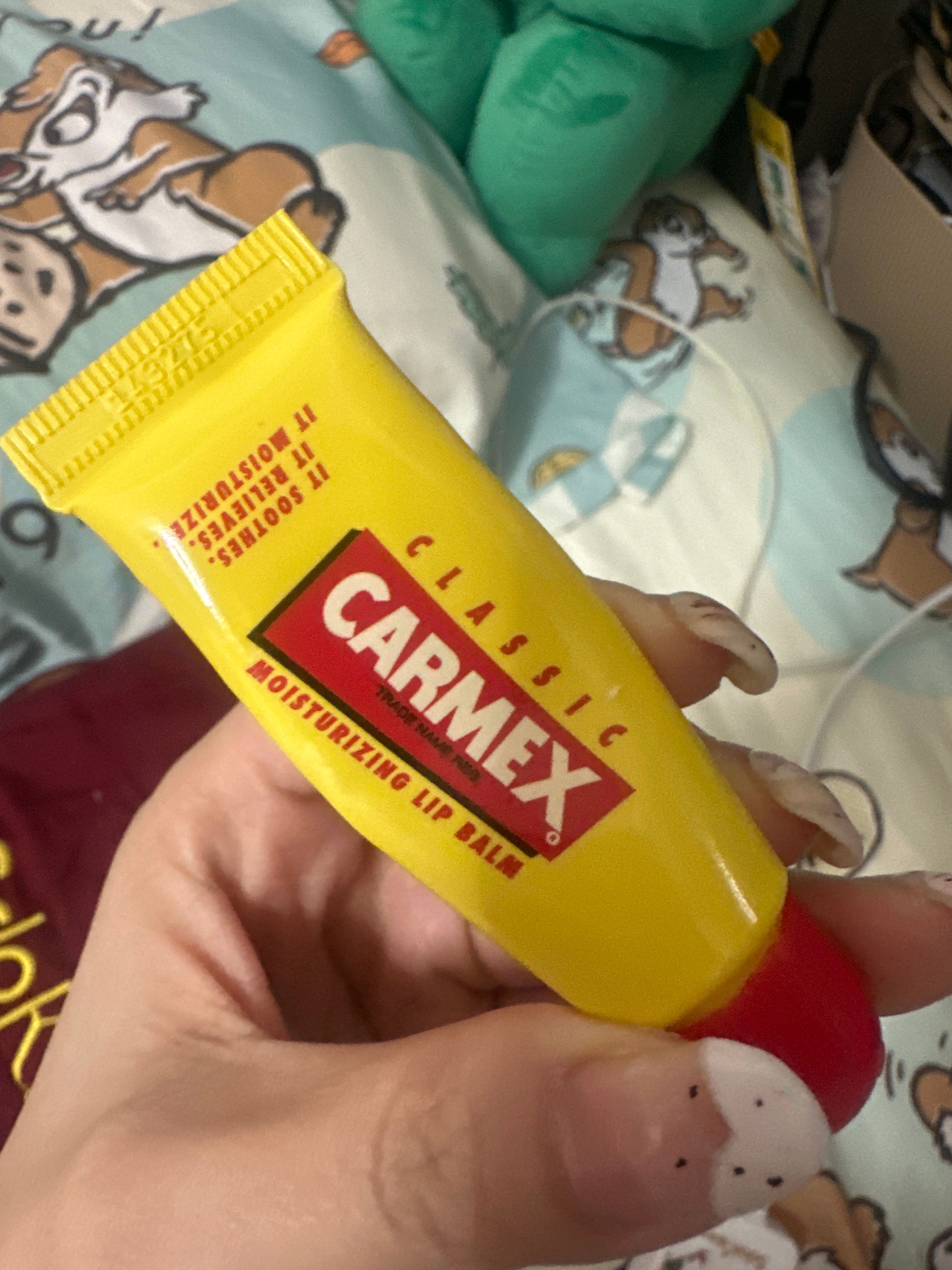 Carmex 小蜜提 修護潤唇膏 (軟管裝) 真實評價/用後感 byyed**************com 1 Carmex 小蜜提 修護潤唇膏 (軟管裝) 真實評價/實測照片 byyed**************com 1