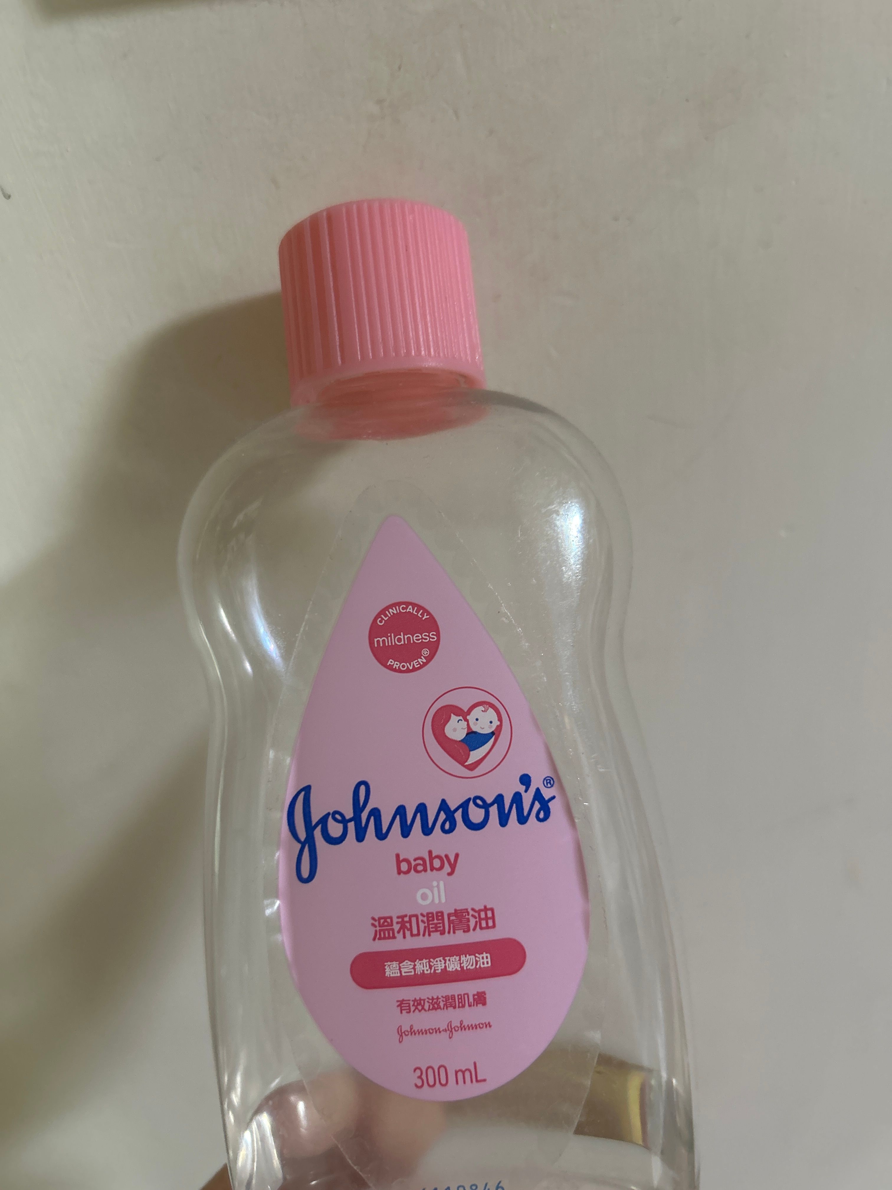 Johnson's 嬰兒潤膚油 真實評價/實測照片 byKa****15 2