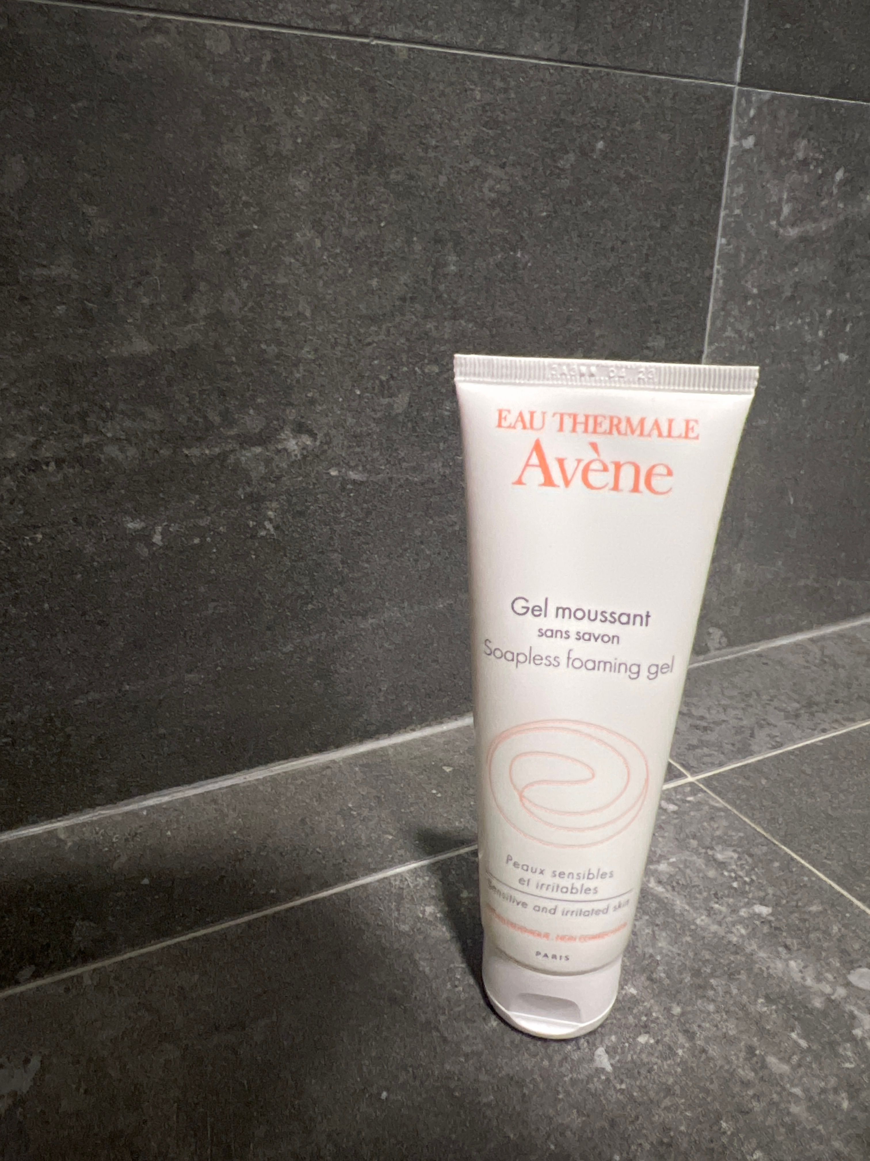 Avene Gel moussant sans savon Soapless foaming gel 真實評價/實測照片 bykay*************com 2