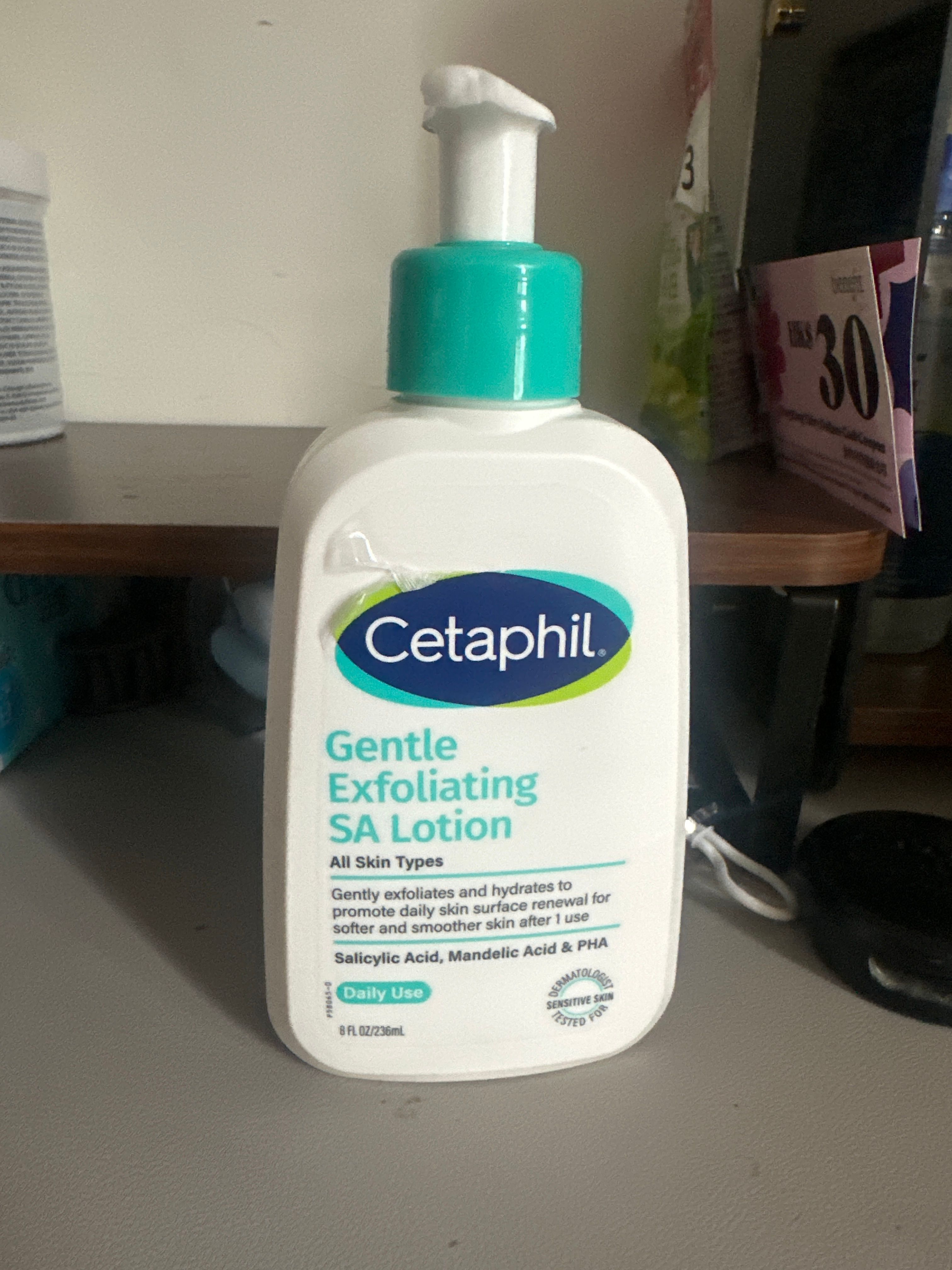 Cetaphil 三重溫和煥膚酸保濕乳液 真實評價/實測照片 byhhh***Hhh 2