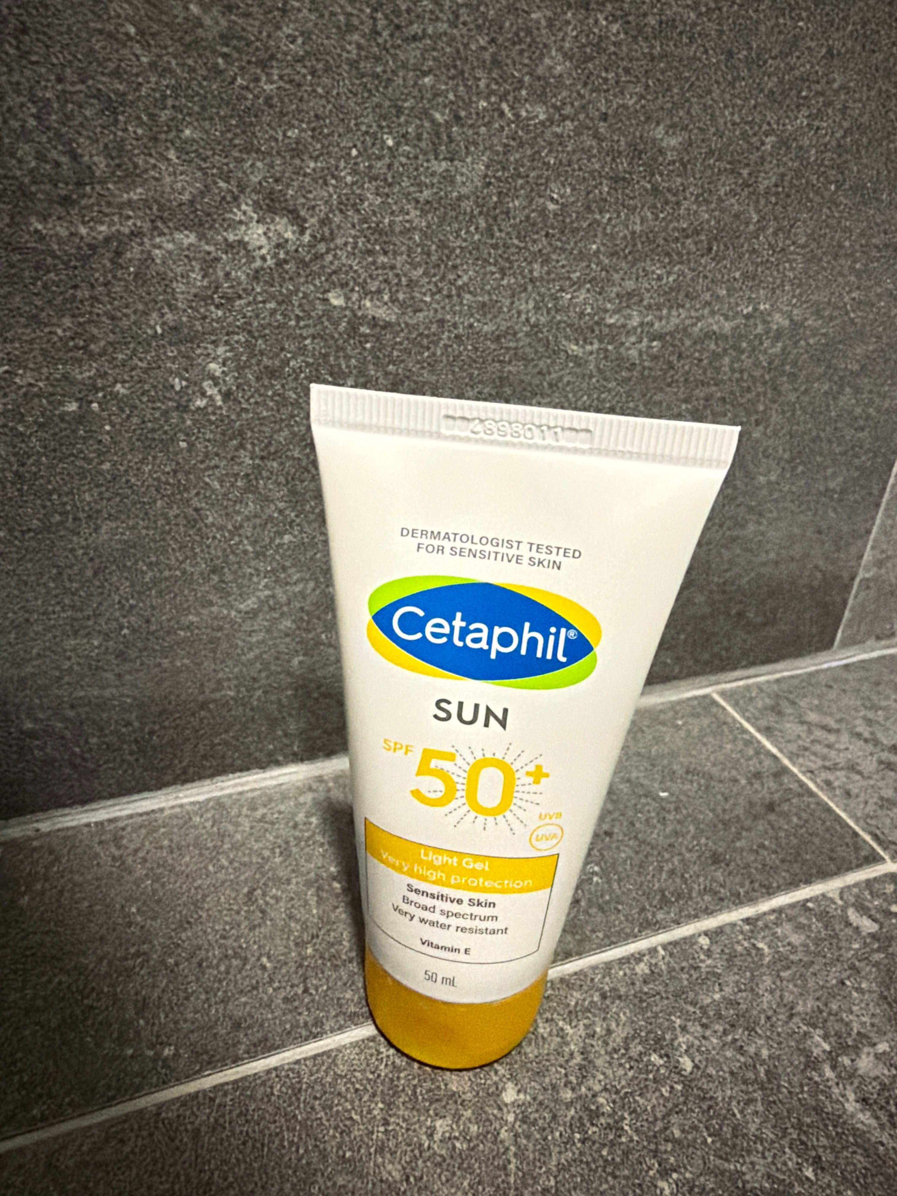 Cetaphil 高效清爽低敏防曬啫喱 SPF50+ 真實評價/實測照片 bykay*************com 2
