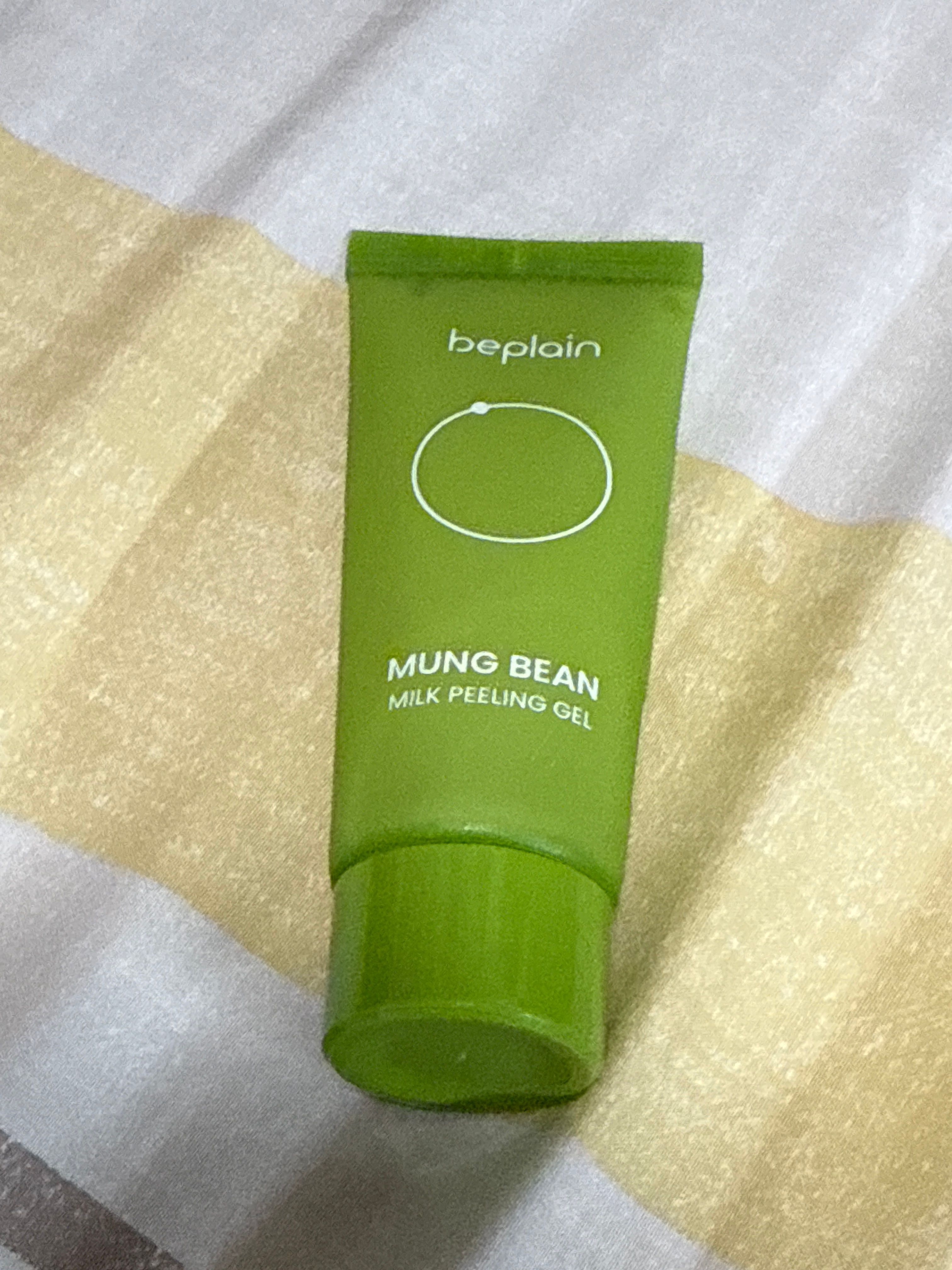 Beplain 綠豆牛奶去角質凝膠 真實評價/用後感 byAtl**********ung 1 Beplain 綠豆牛奶去角質凝膠 真實評價/實測照片 byAtl**********ung 1